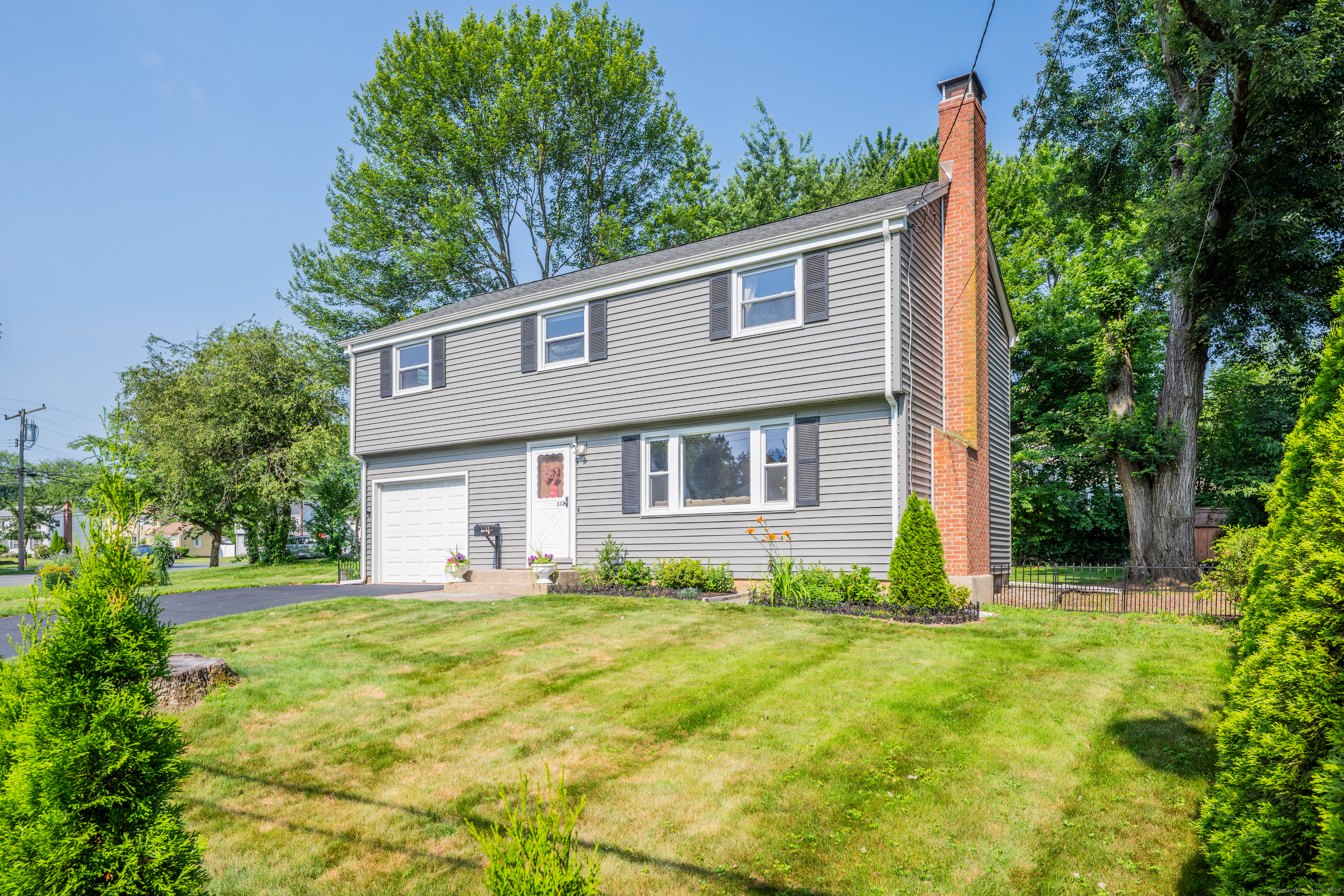 112 Shadow Lane