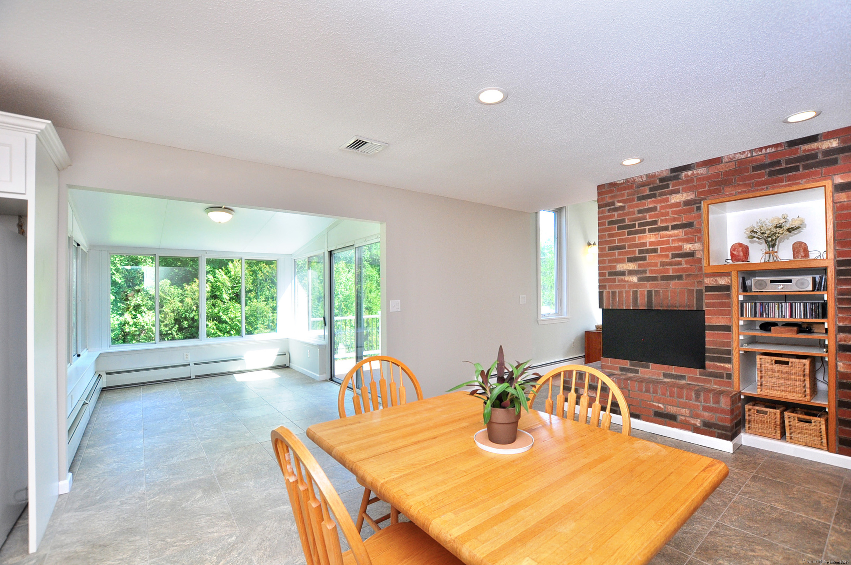 24 Sharon Road