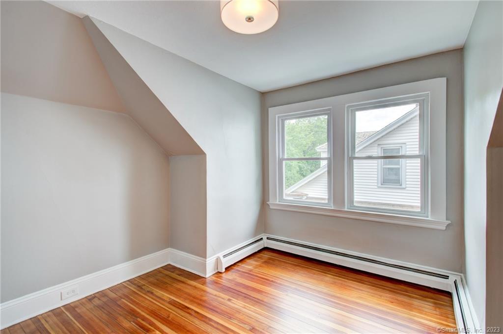 34 Maplewood Avenue 3rd Floor