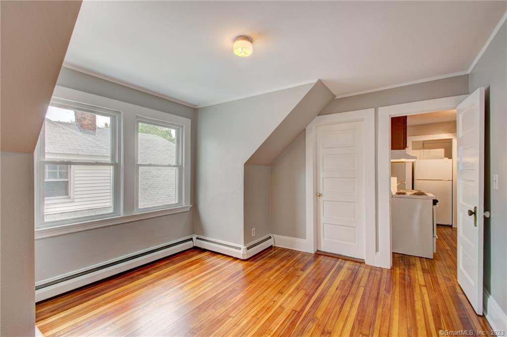 34 Maplewood Avenue 3rd Floor