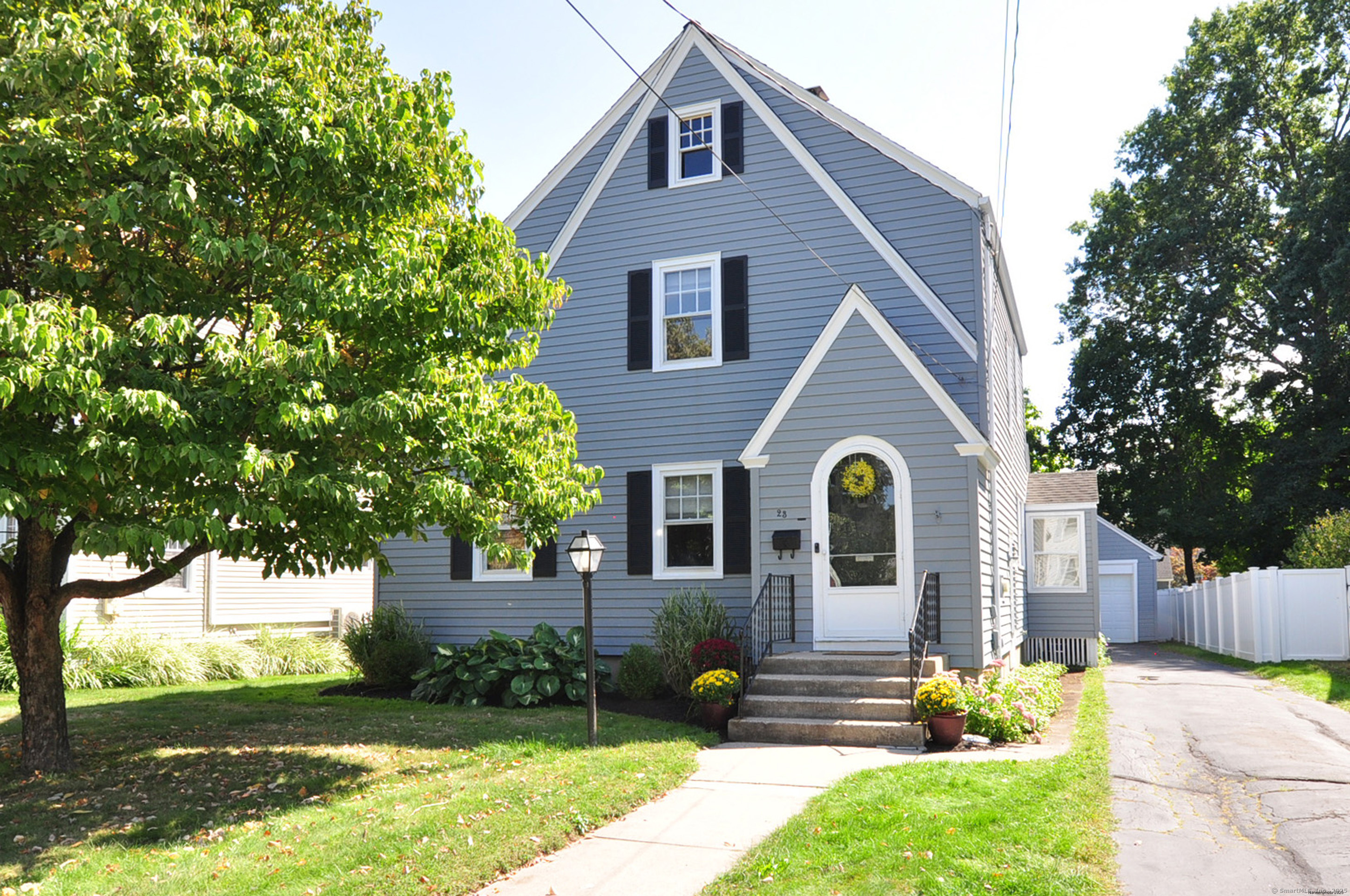 23 Dartmouth Avenue