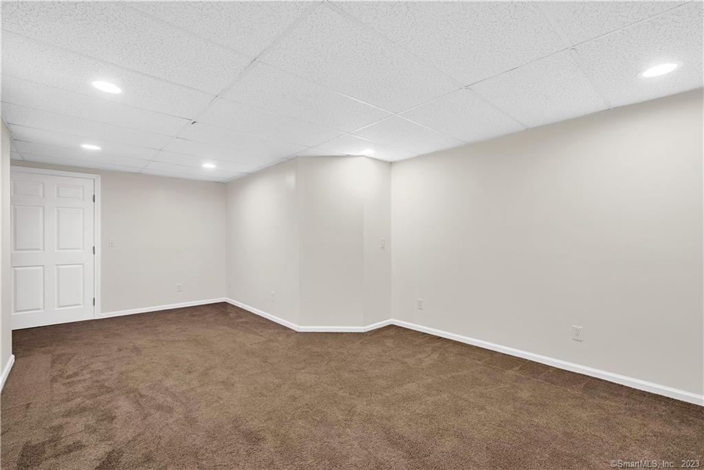 2 Canterbury Lane 5