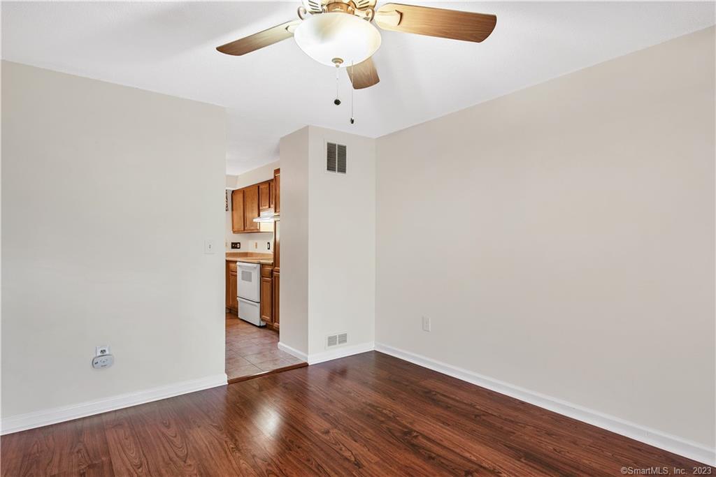 2 Canterbury Lane 5