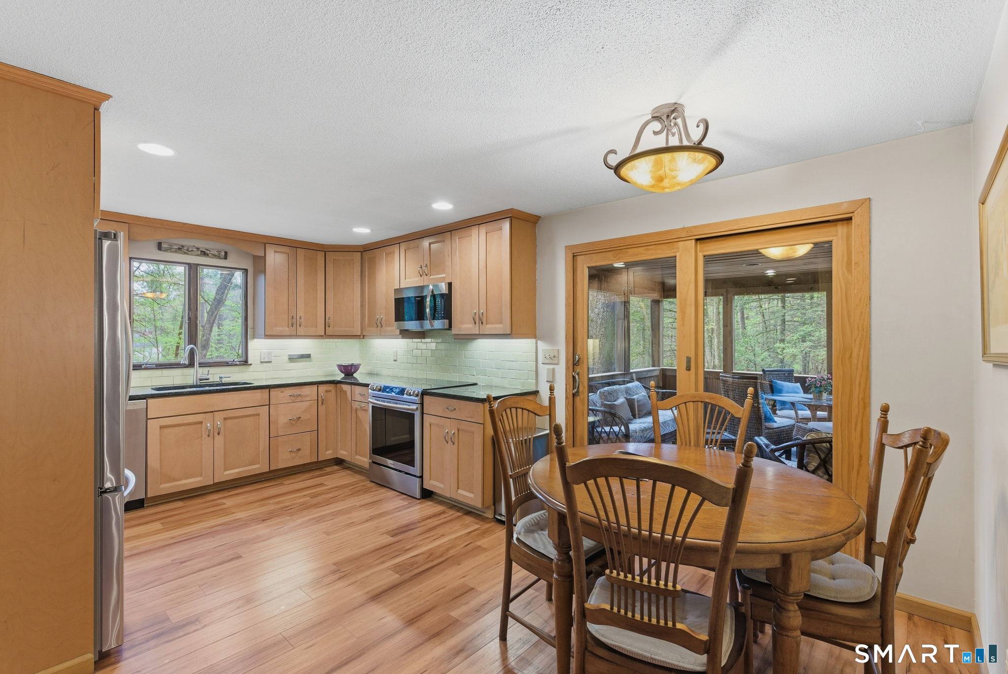 37 Tall Wood Hollow
