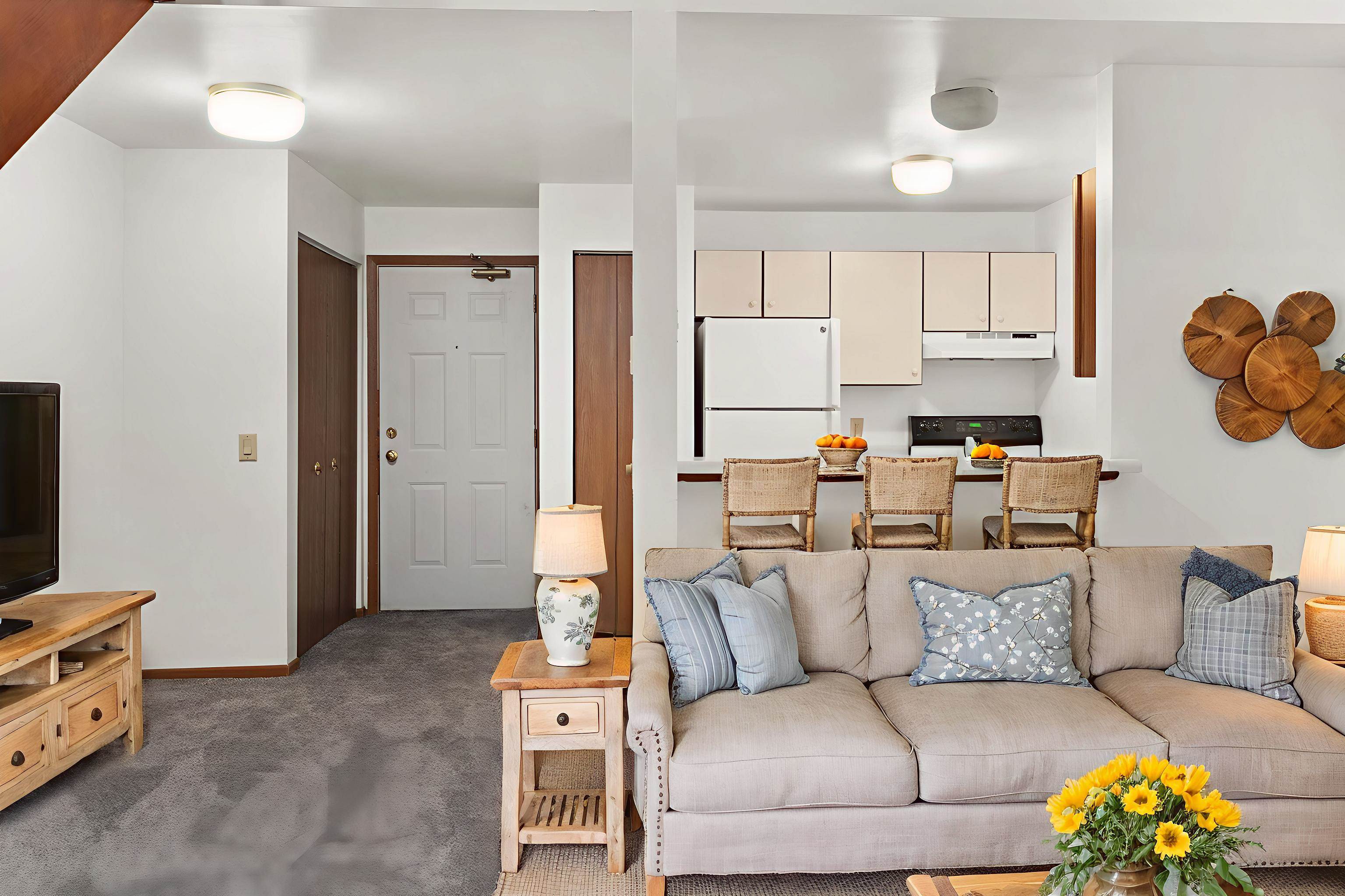 1010 N Sunnyvale Lane I