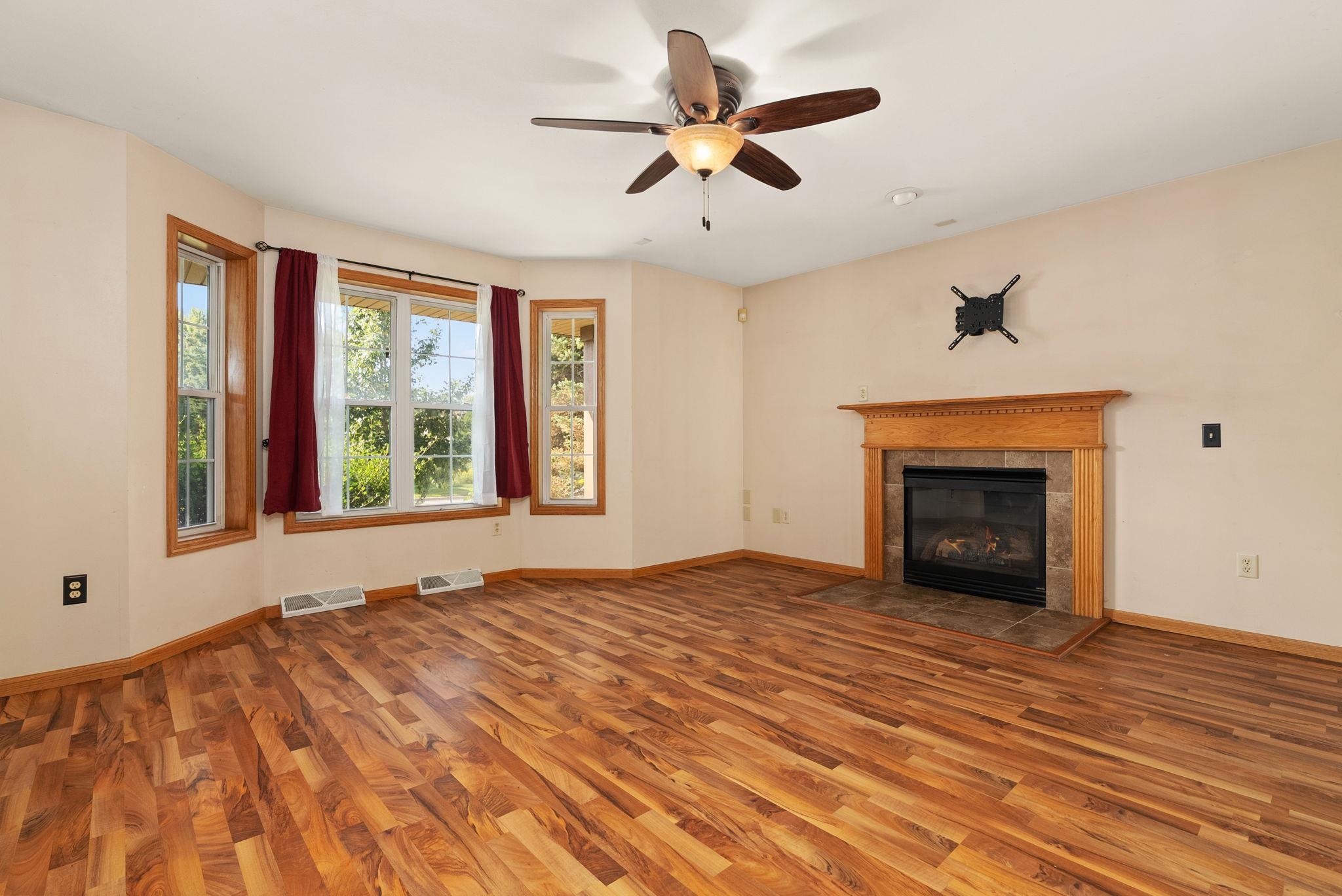 6550 Doral Circle