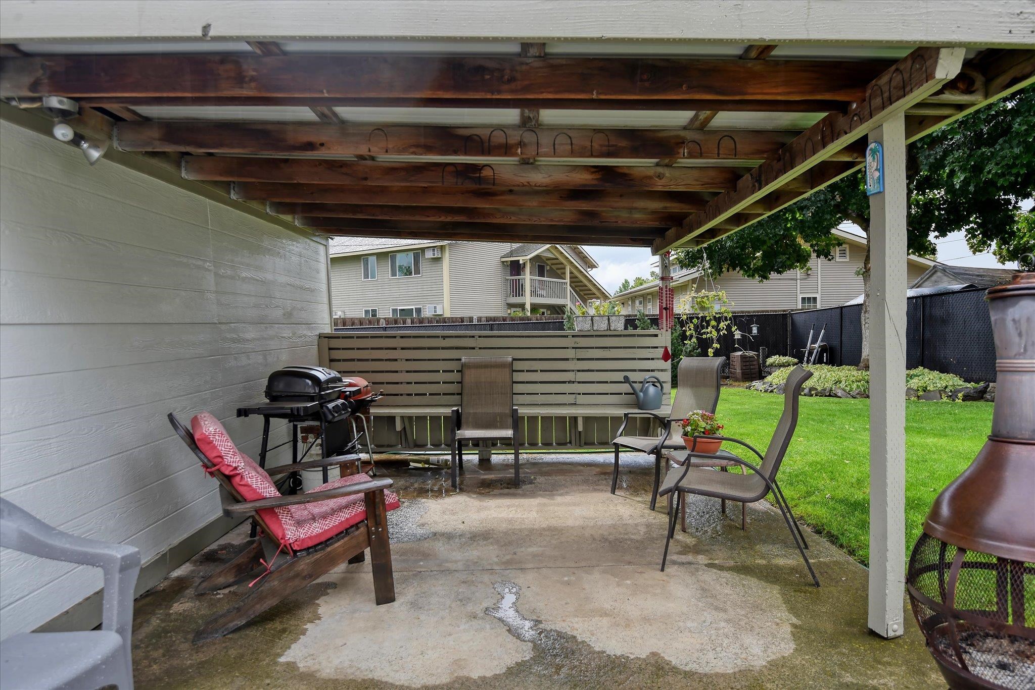 2308 E Rockwell Ave