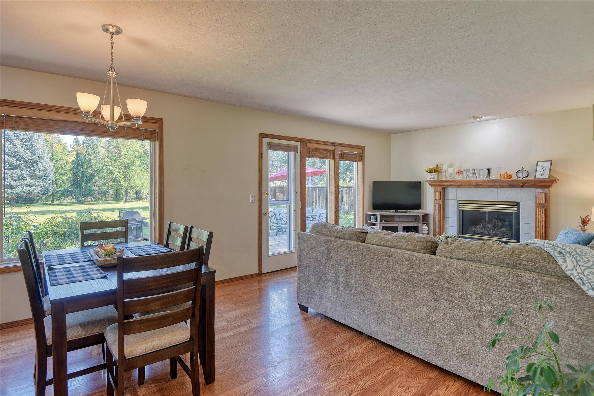 15710 N Chronicle Ct