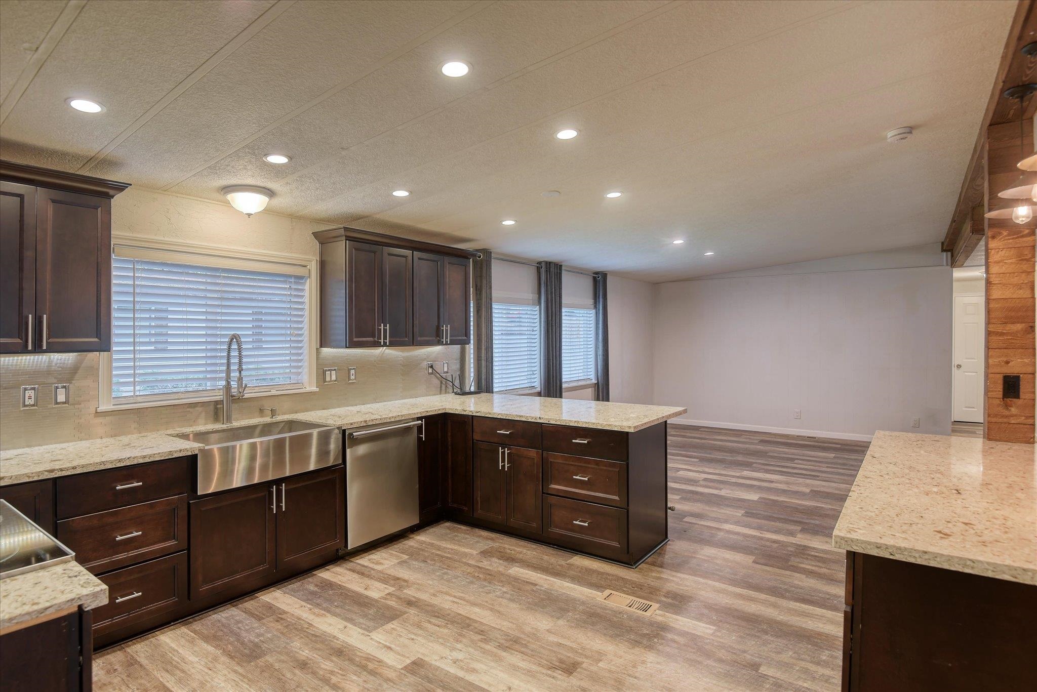 8900 S Mullen Hill Rd