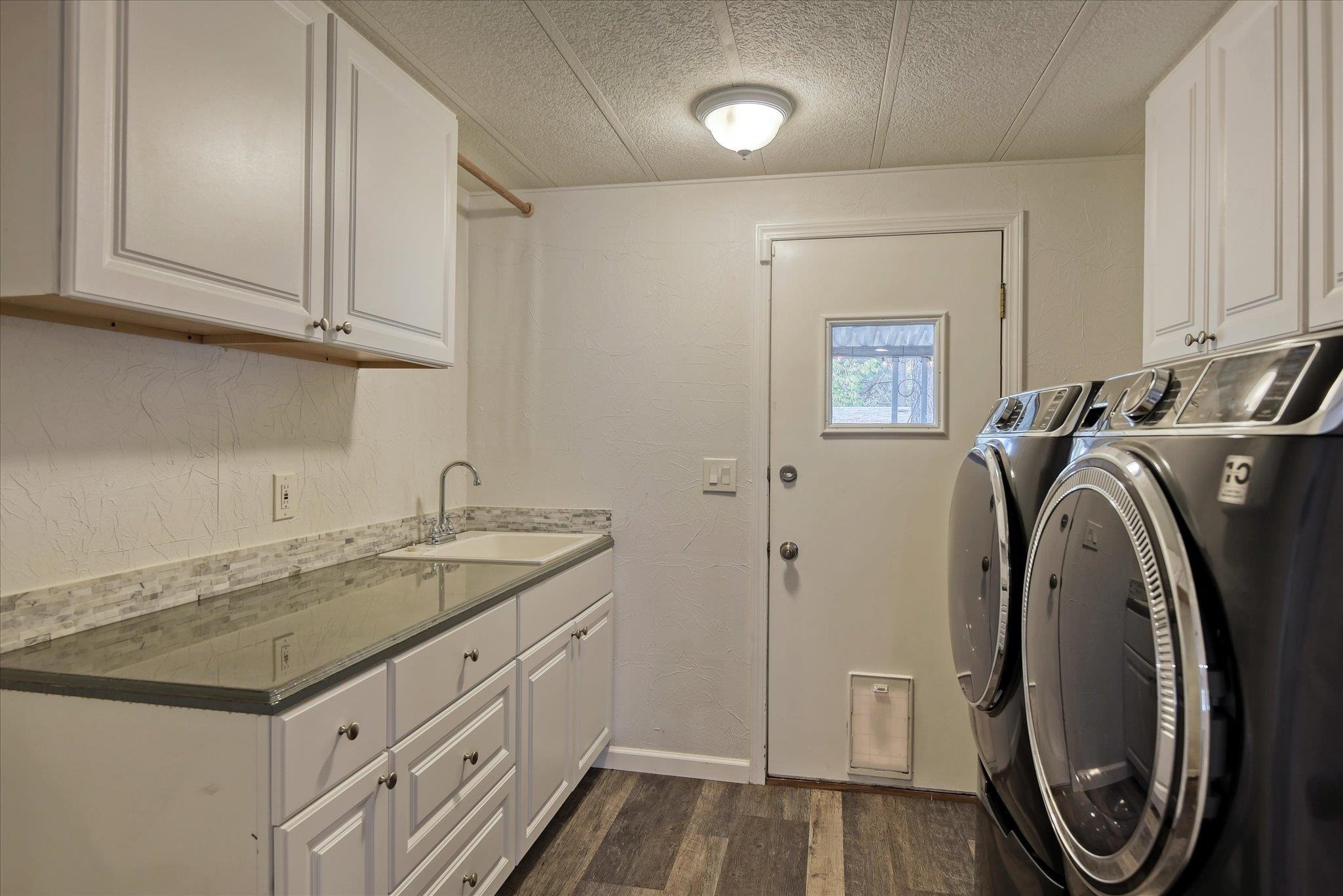 8900 S Mullen Hill Rd