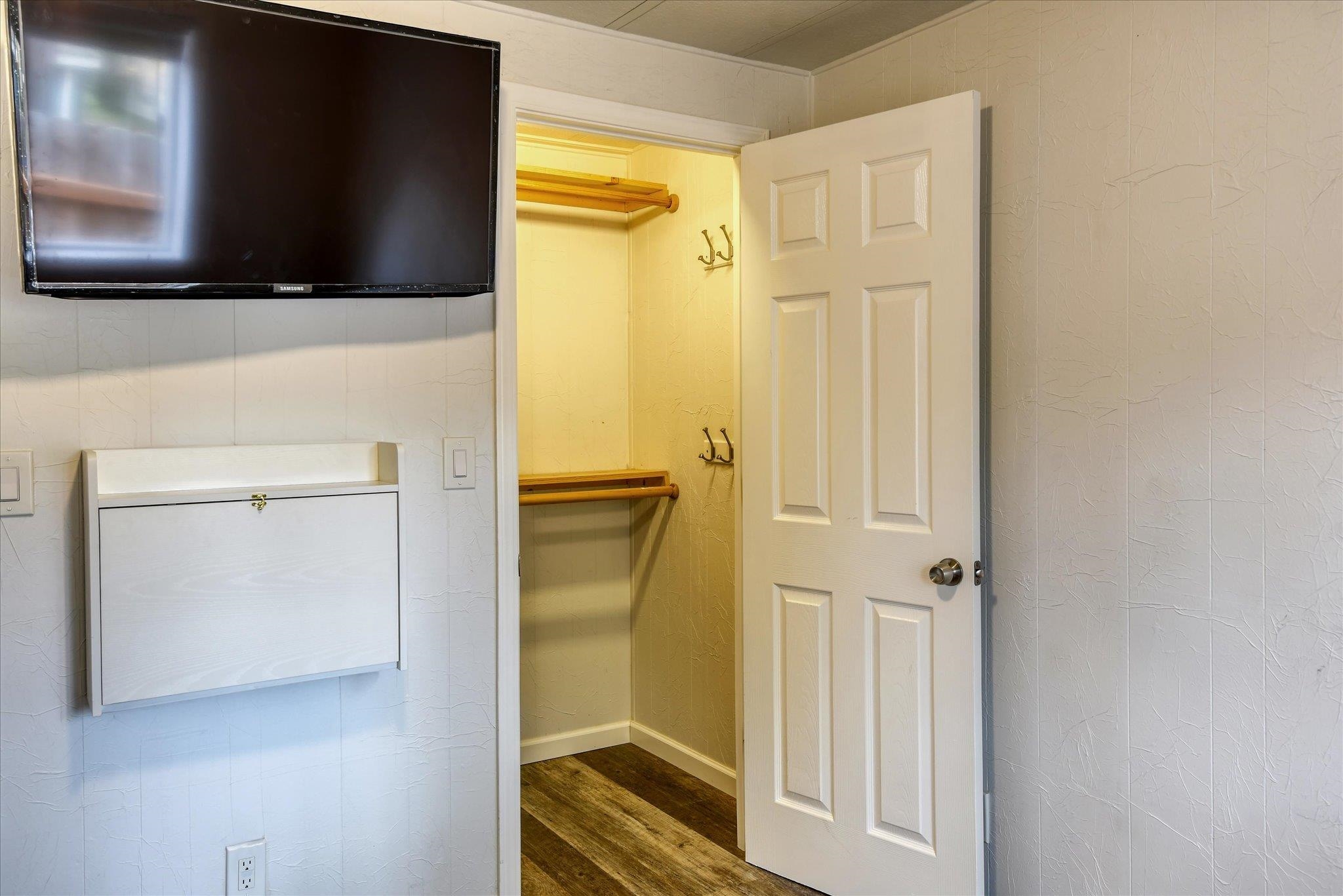 8900 S Mullen Hill Rd