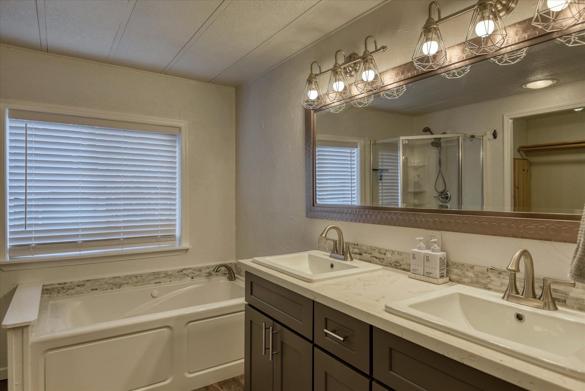 8900 S Mullen Hill Rd