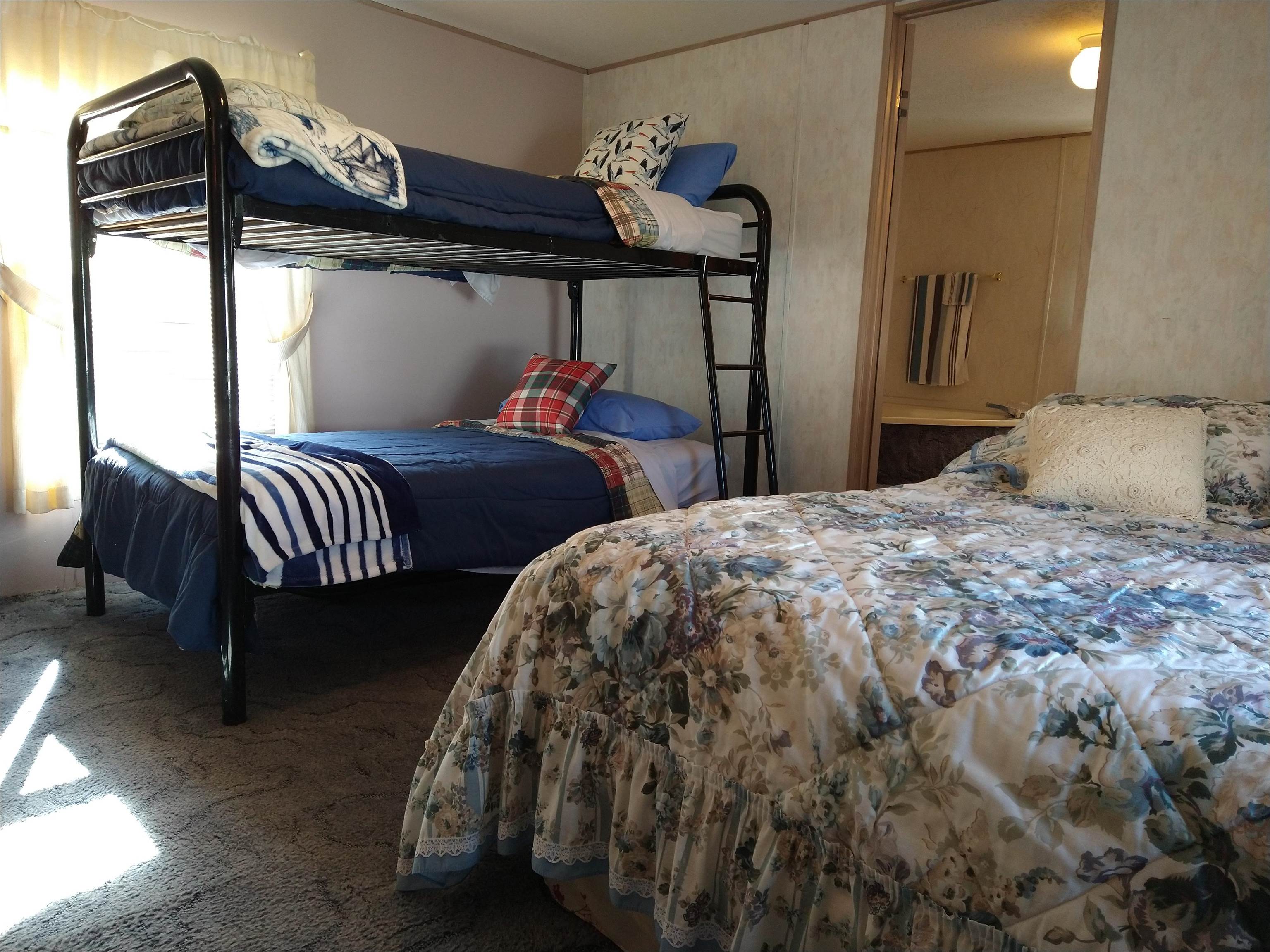 33919 S Black Butte Ln