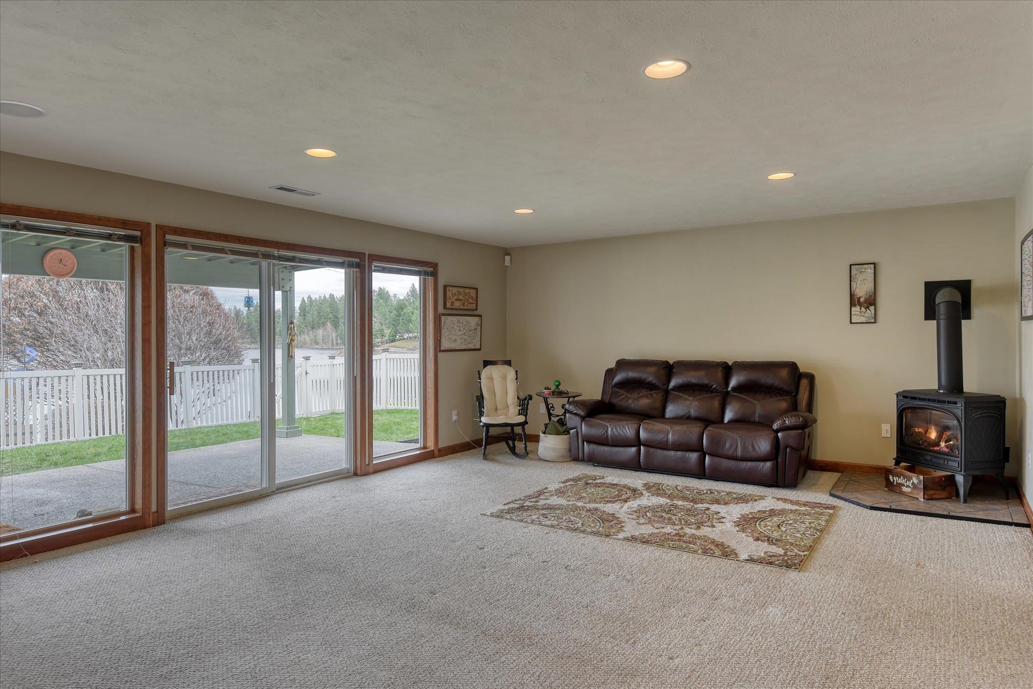 805 S Shelley Lake Ln