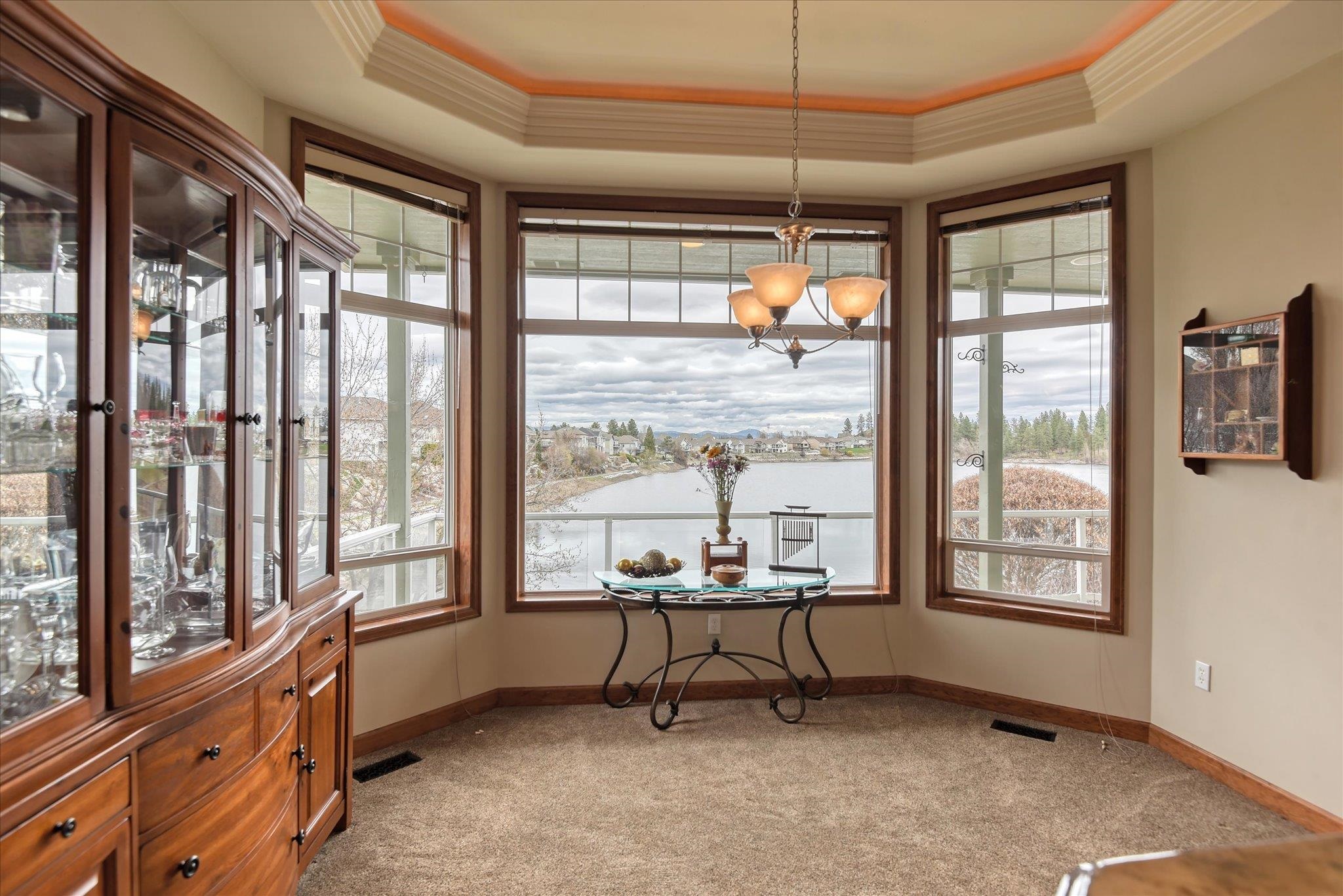 805 S Shelley Lake Ln