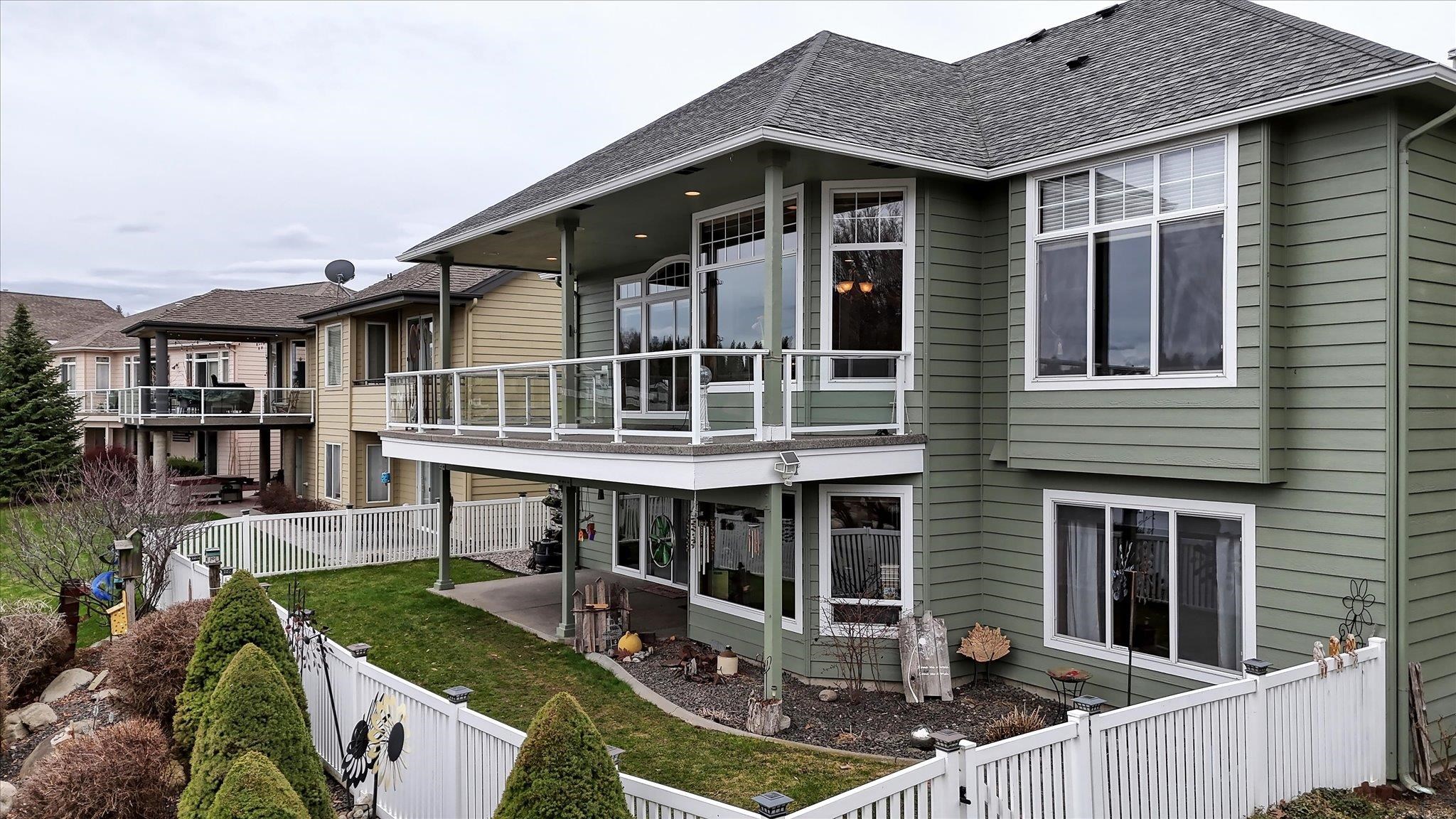 805 S Shelley Lake Ln