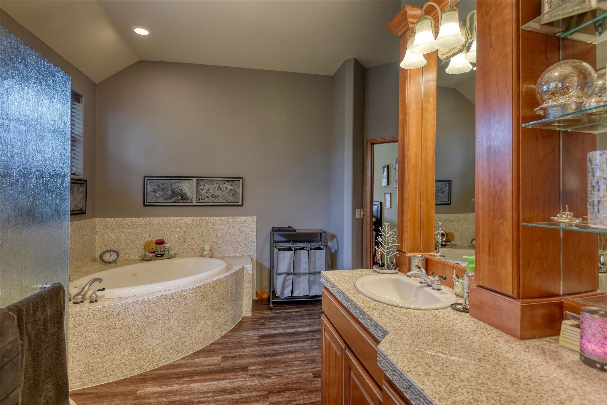 805 S Shelley Lake Ln