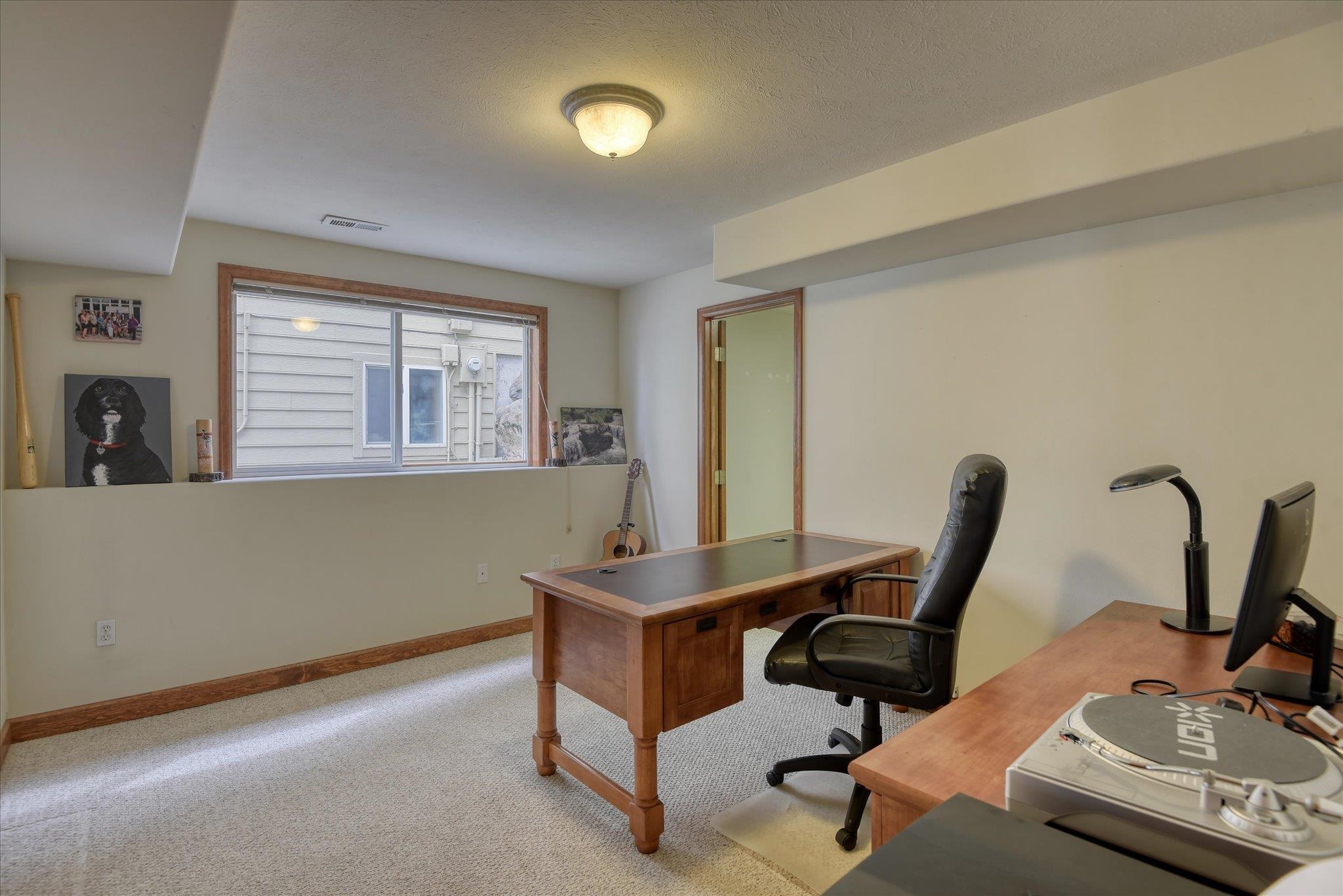 805 S Shelley Lake Ln