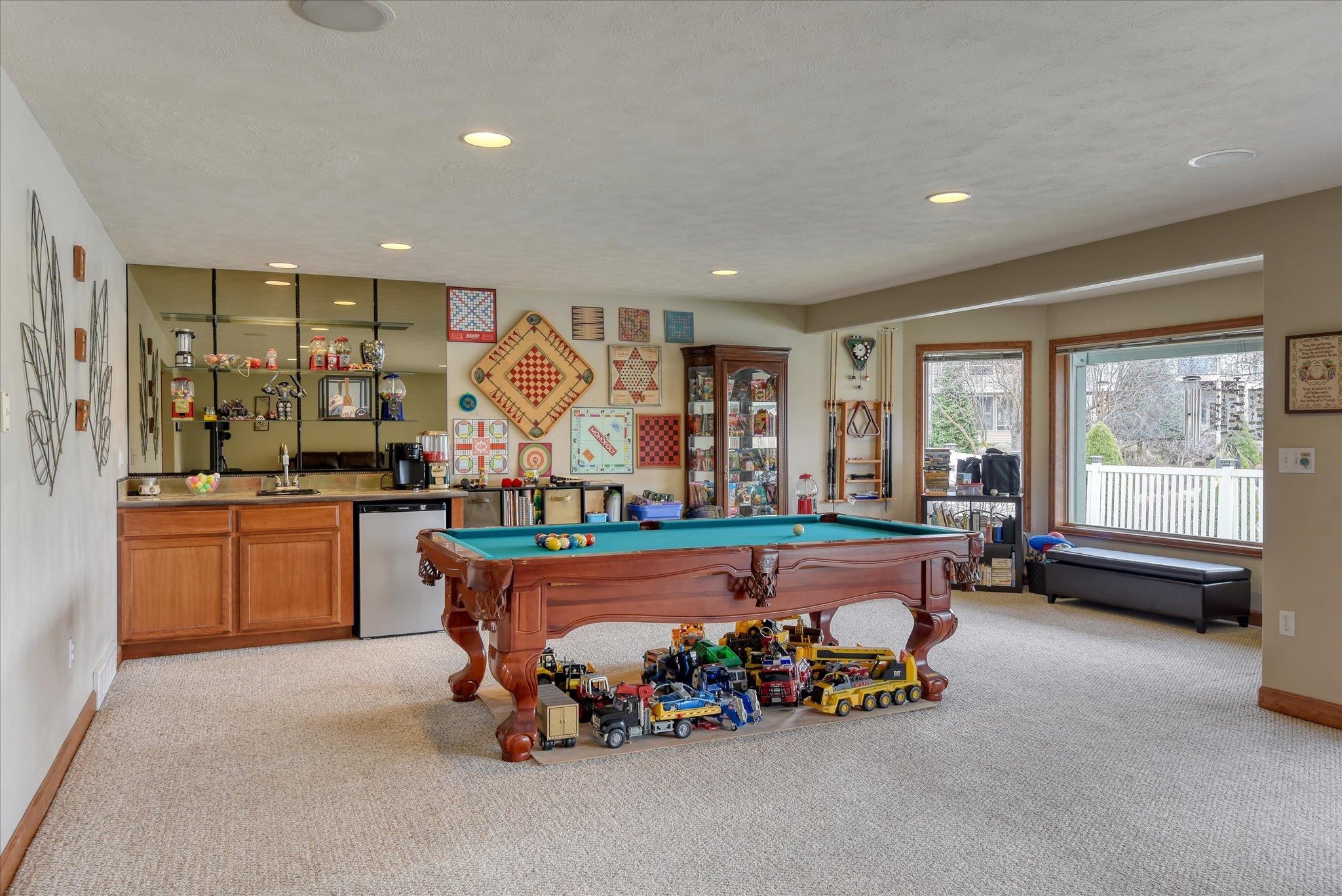 805 S Shelley Lake Ln