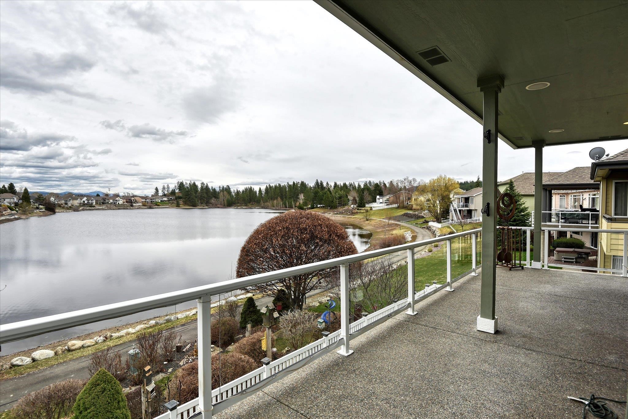 805 S Shelley Lake Ln