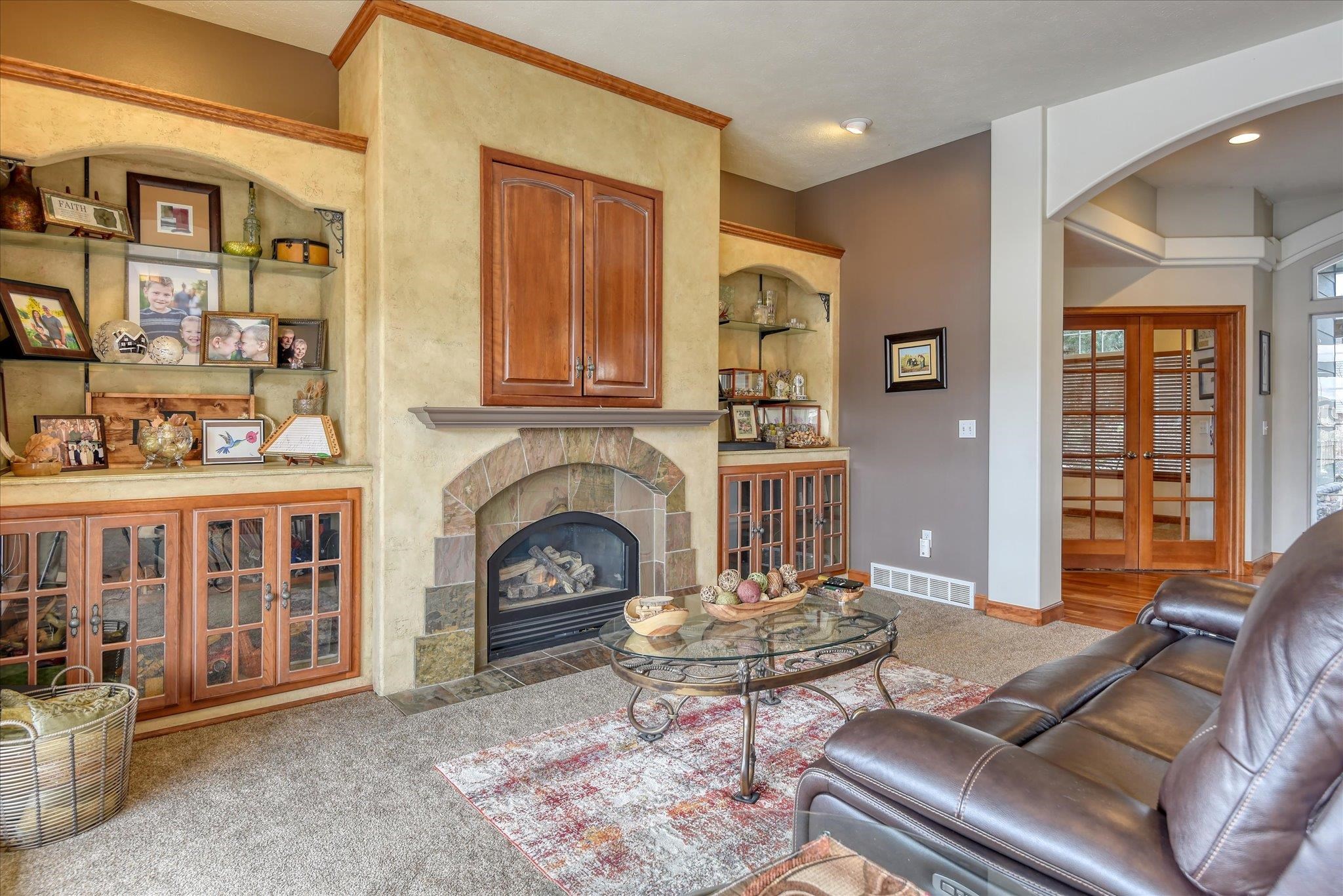 805 S Shelley Lake Ln