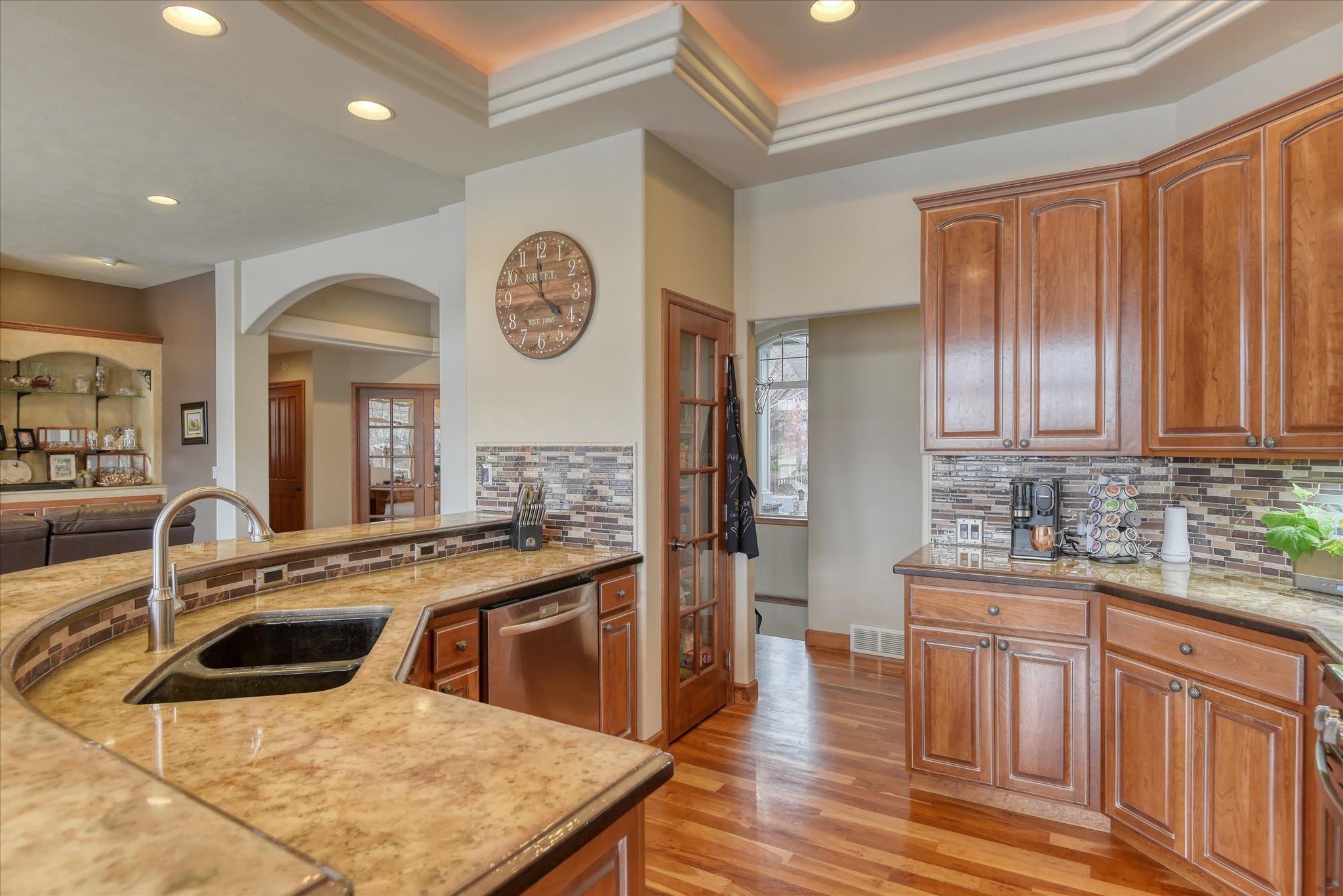 805 S Shelley Lake Ln