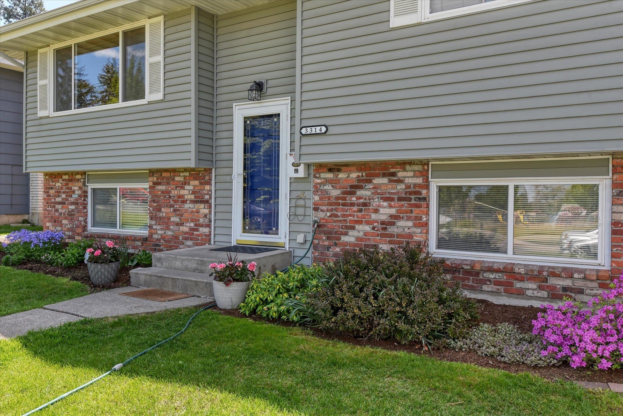 3314 E 23rd Ave
