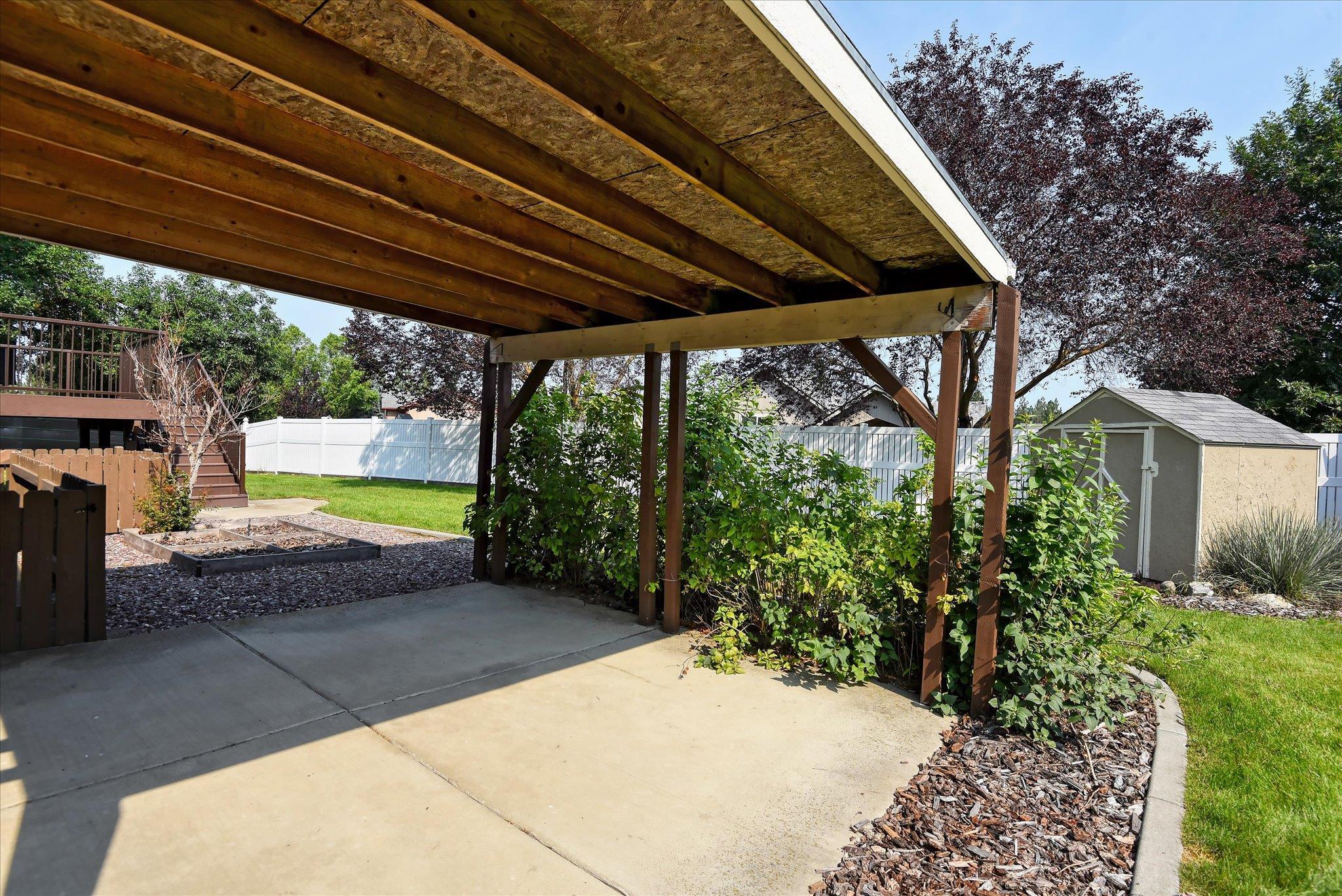 3413 E Buckley Ct