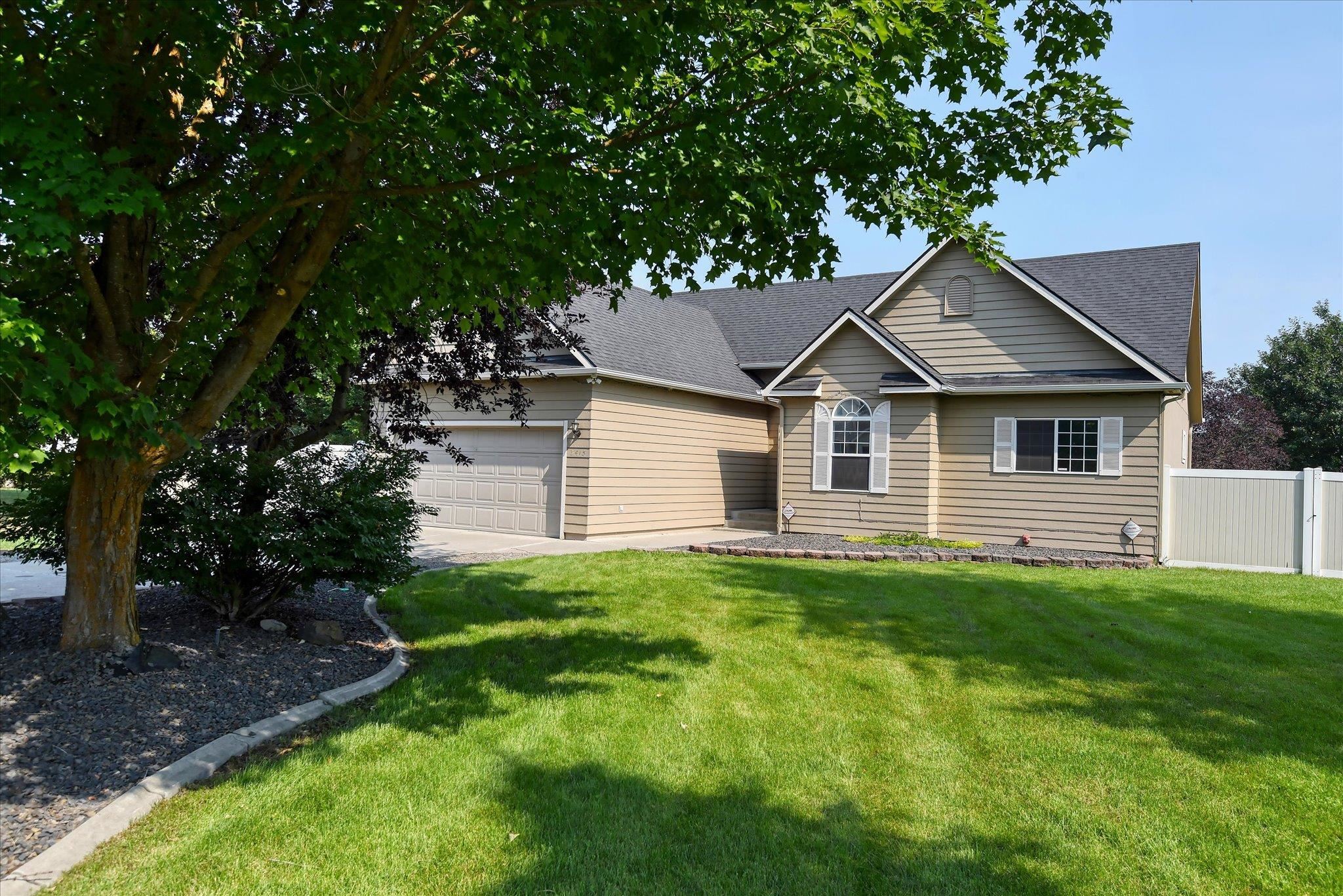 3413 E Buckley Ct