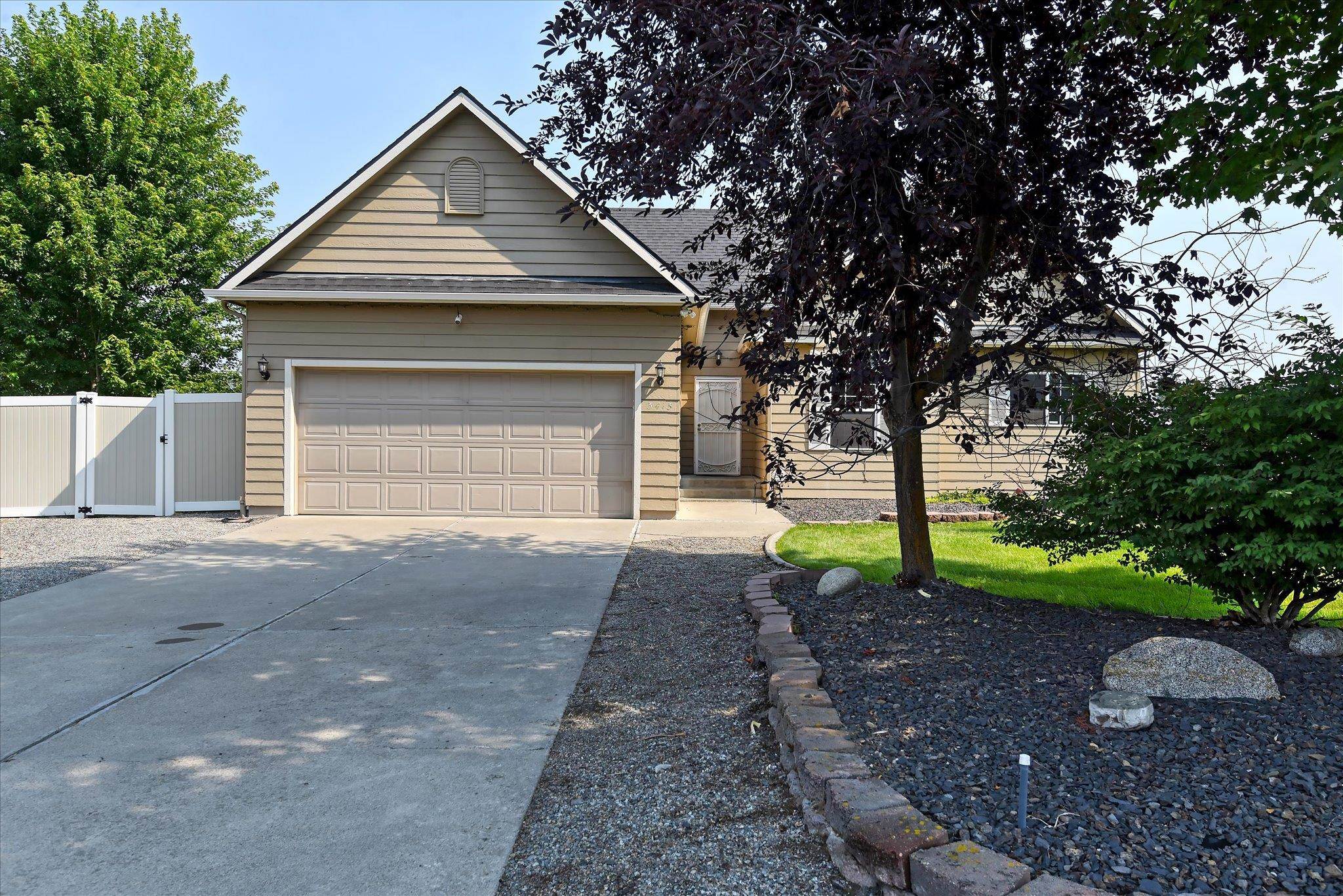 3413 E Buckley Ct