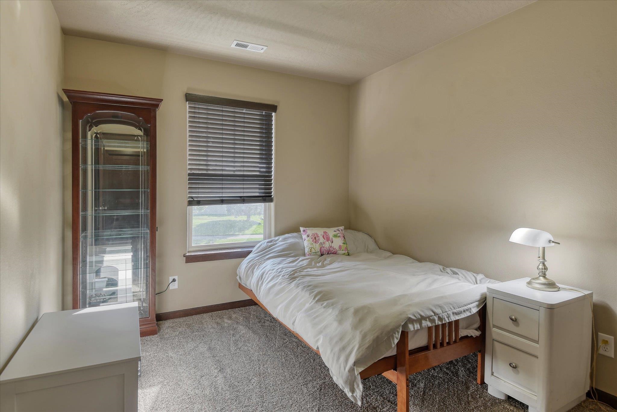 2020 N Country Vista Blvd