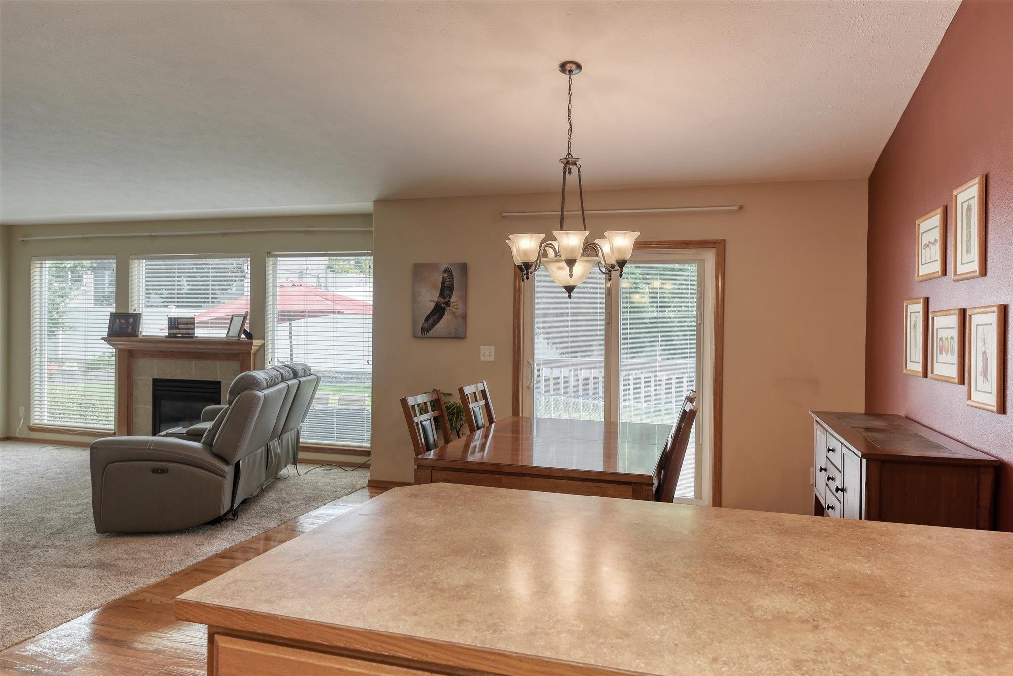 17518 N EDGECREST Rd