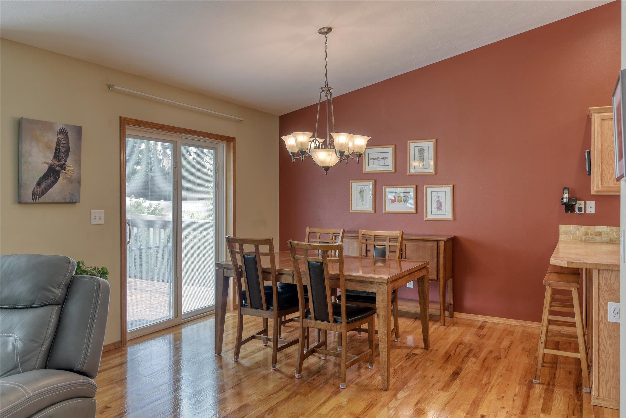 17518 N EDGECREST Rd