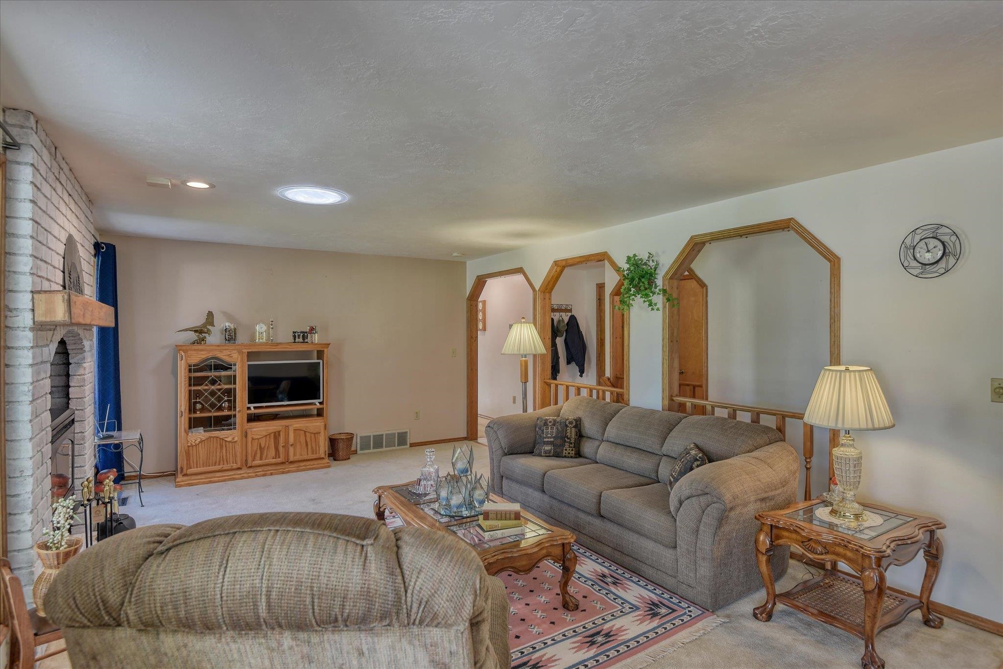 5308 W Ridgecrest Dr