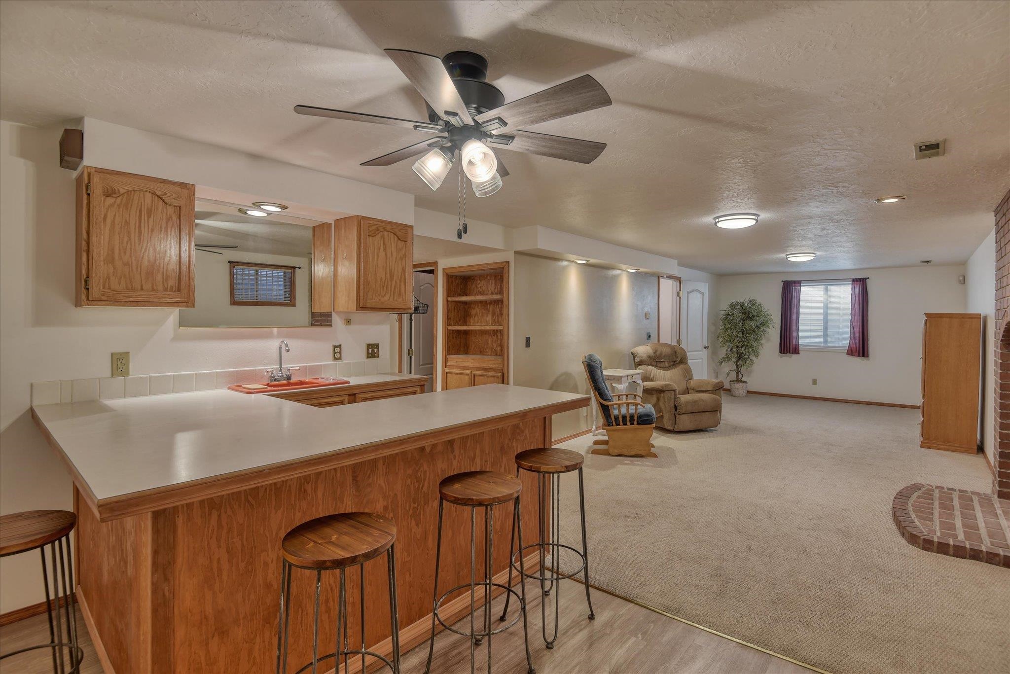 5308 W Ridgecrest Dr