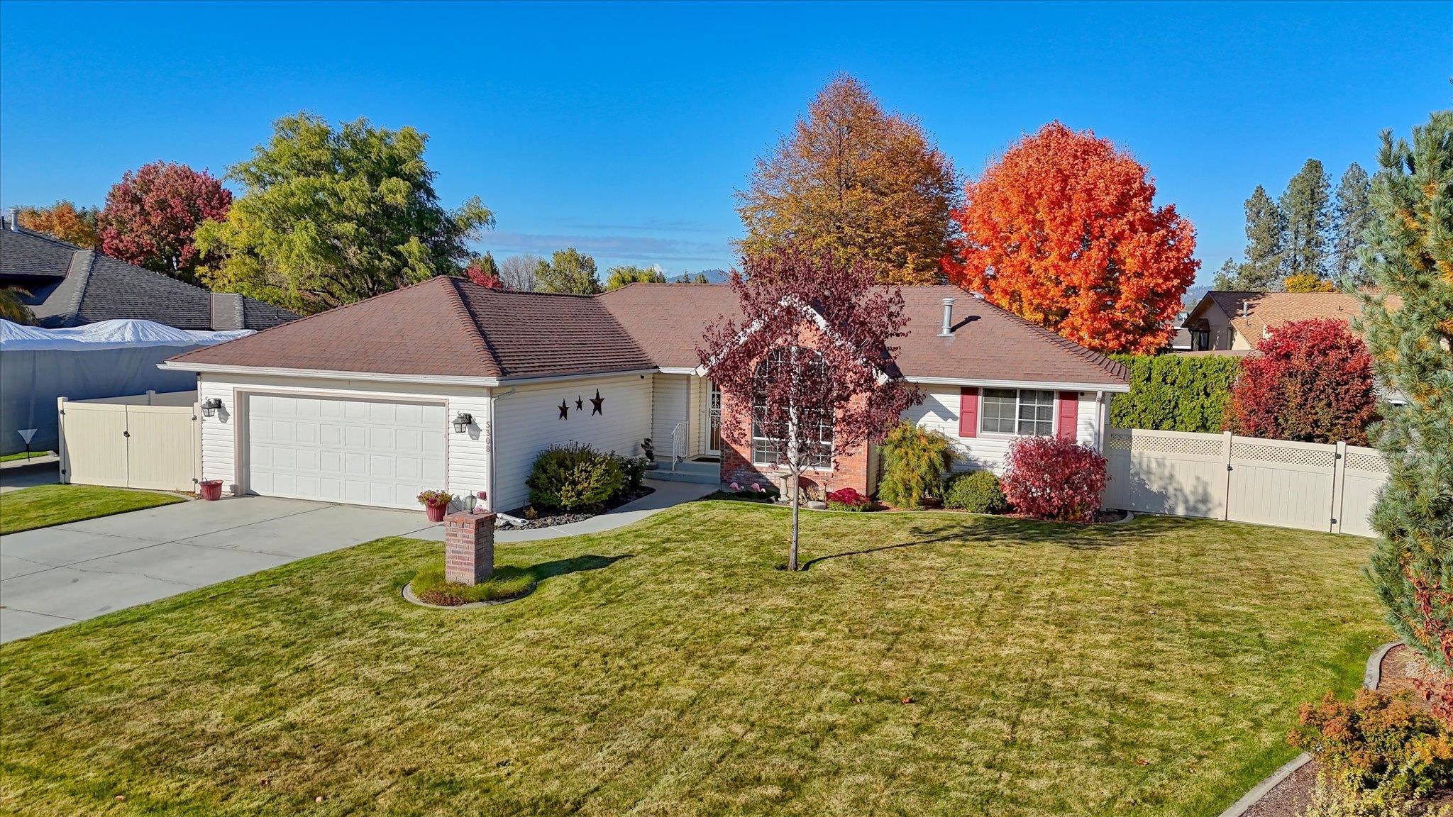 5308 W Ridgecrest Dr