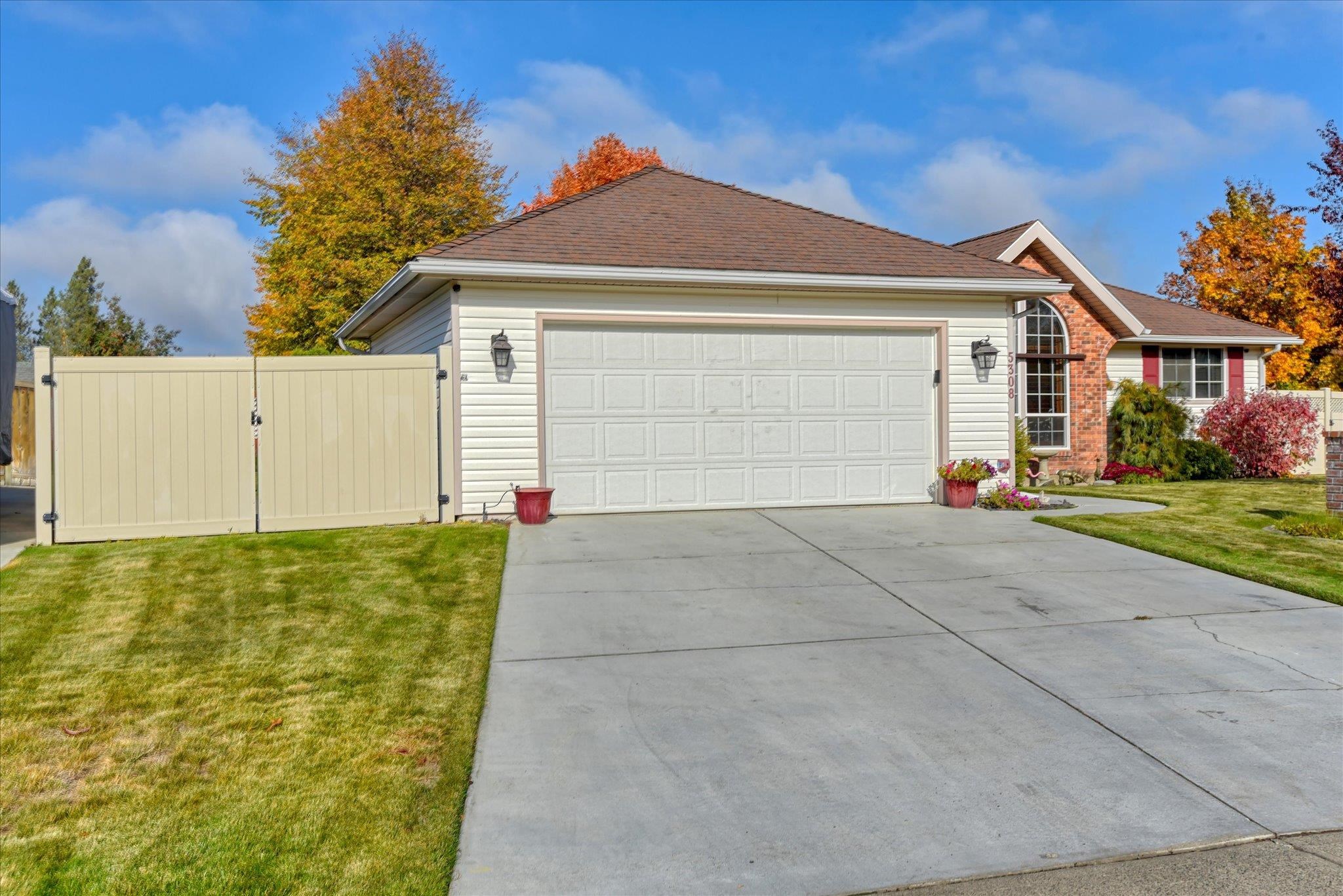 5308 W Ridgecrest Dr