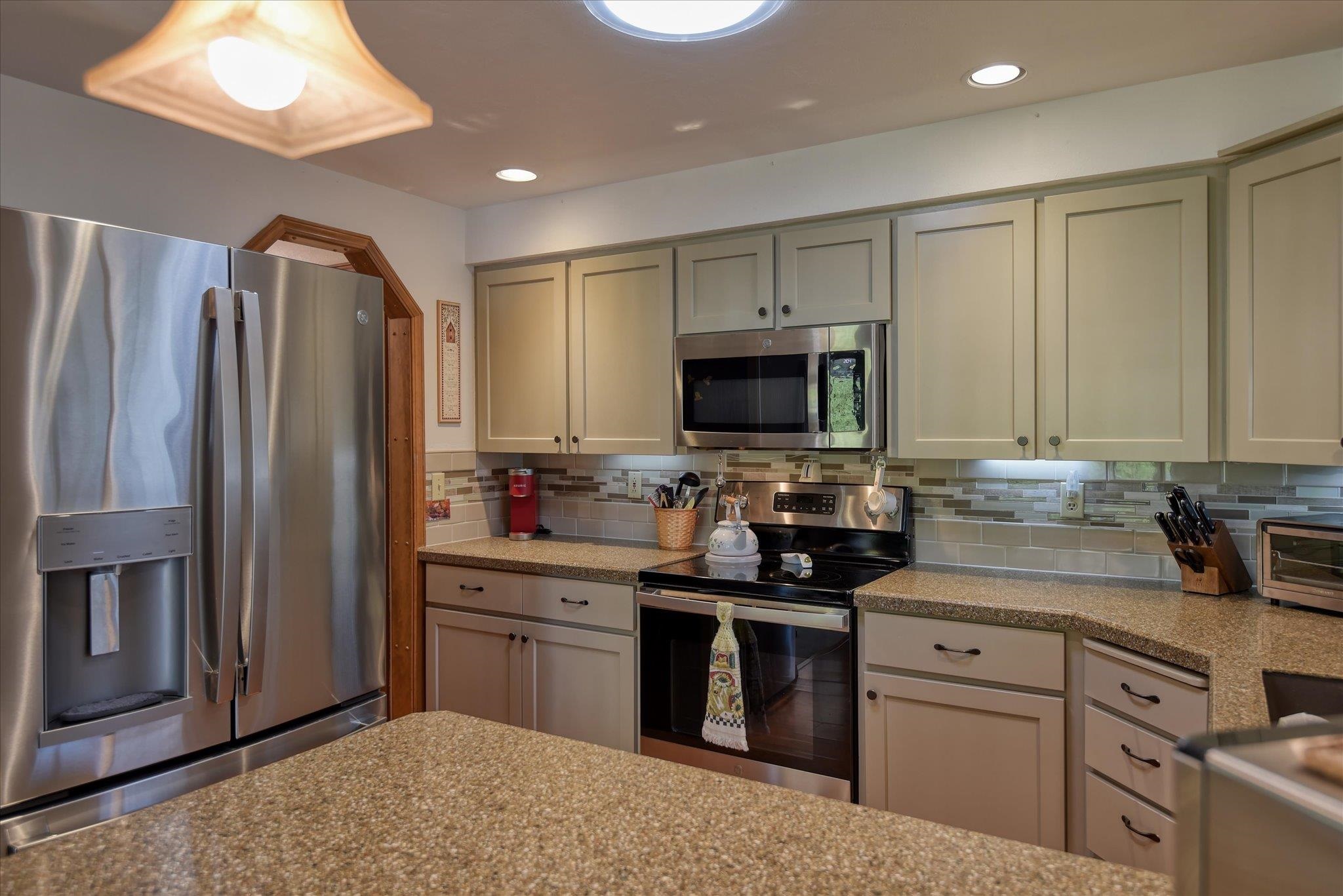 5308 W Ridgecrest Dr