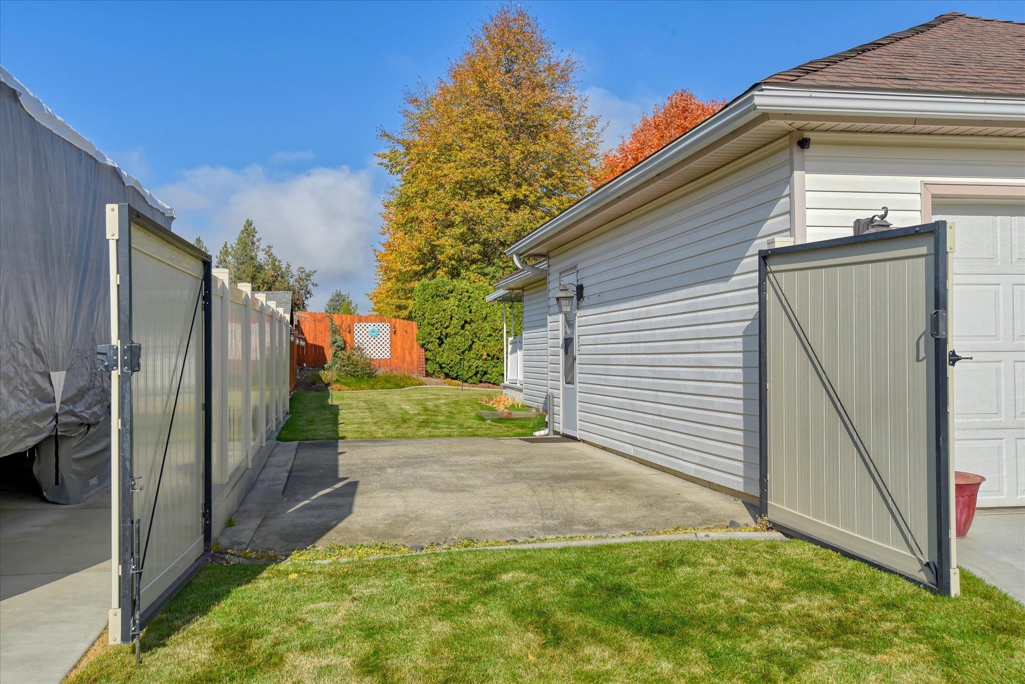 5308 W Ridgecrest Dr