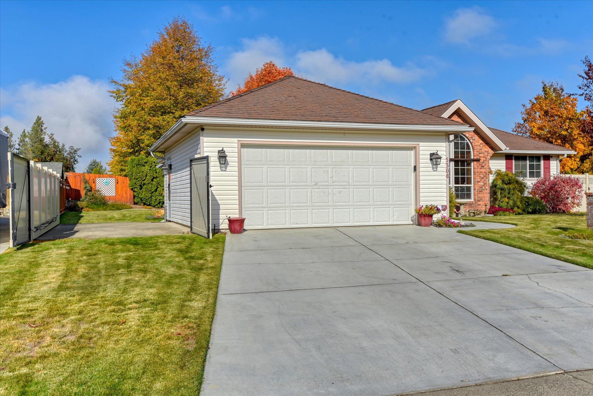 5308 W Ridgecrest Dr