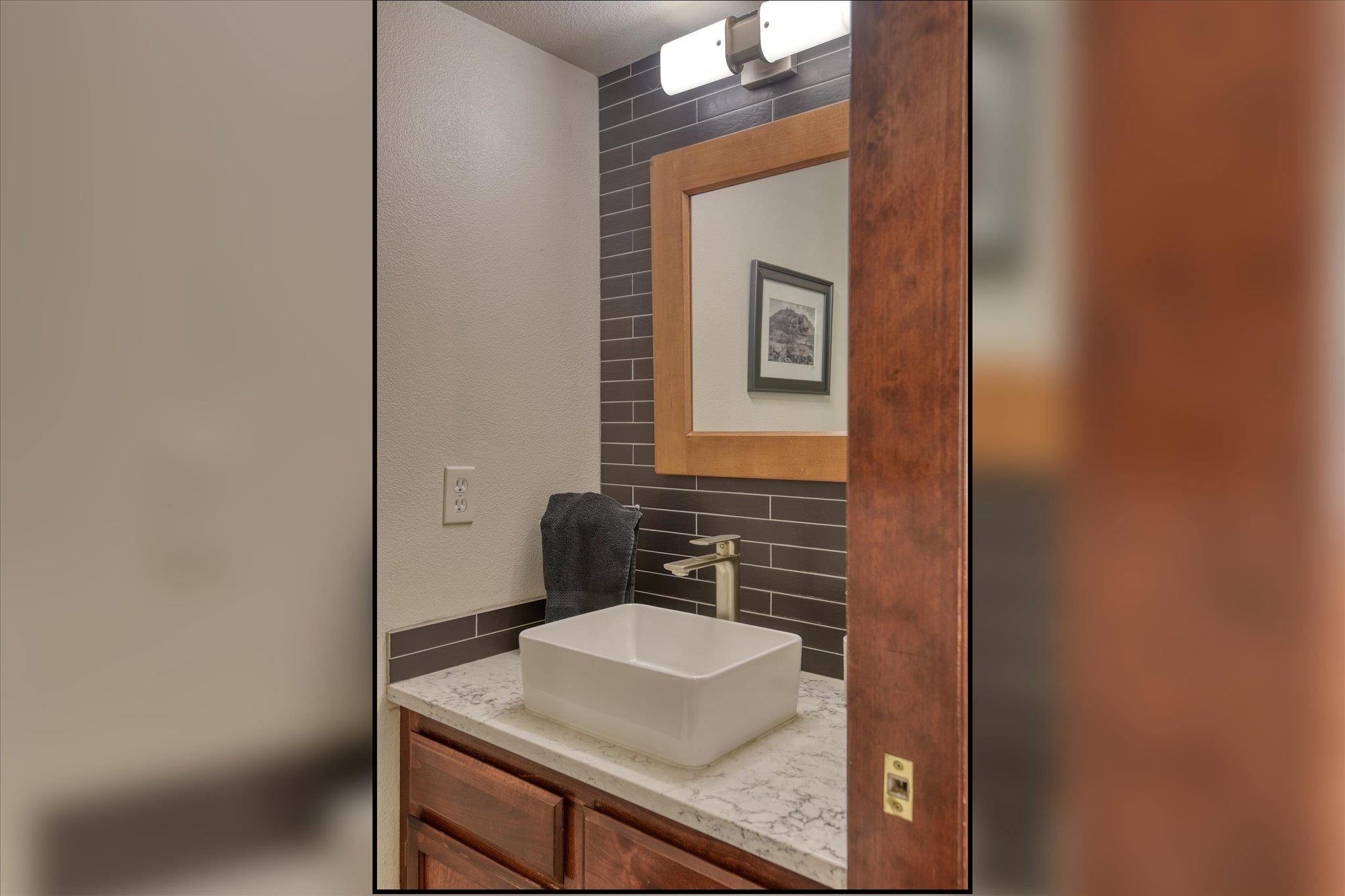 6610 W Burchwood Ave