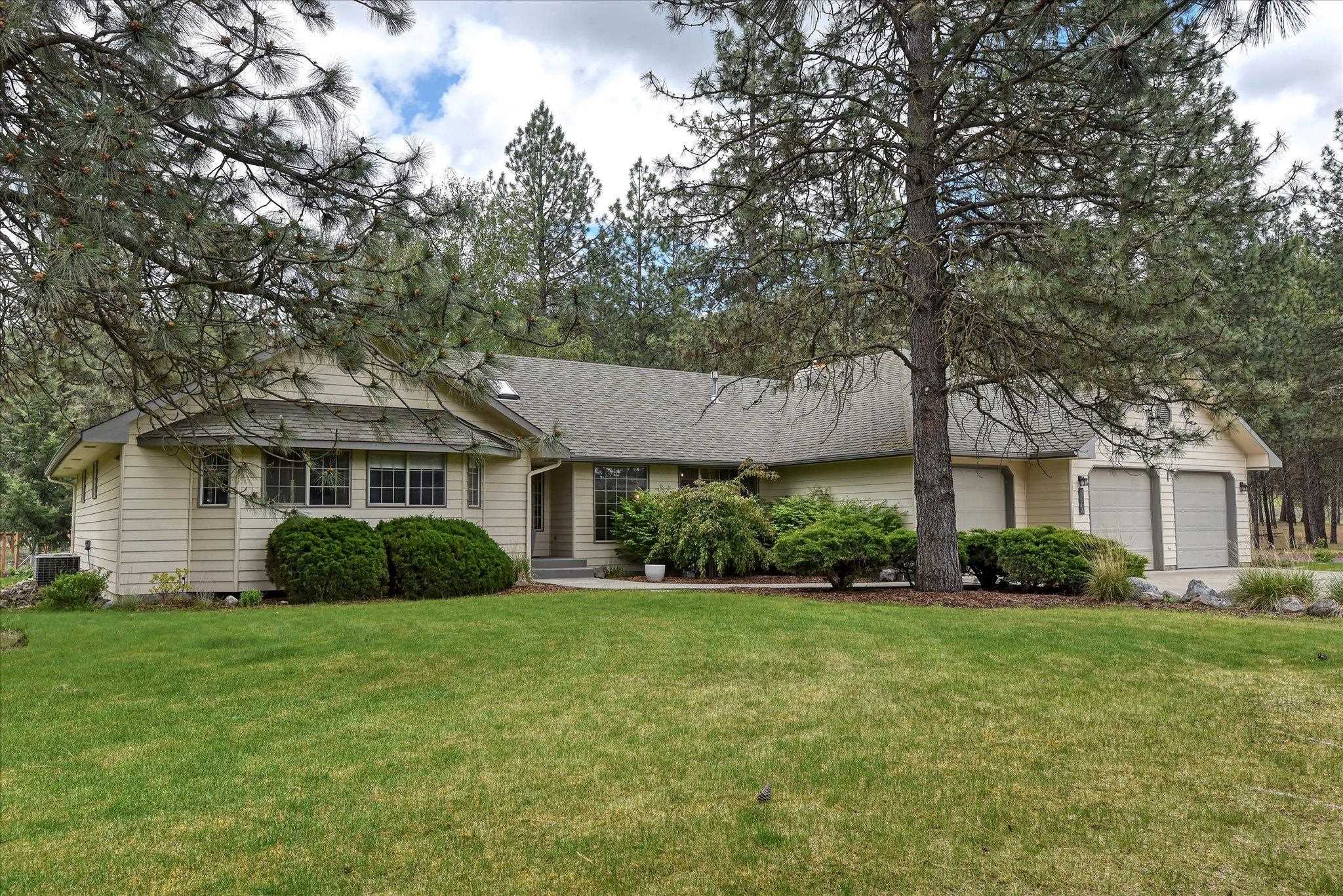 6610 W Burchwood Ave