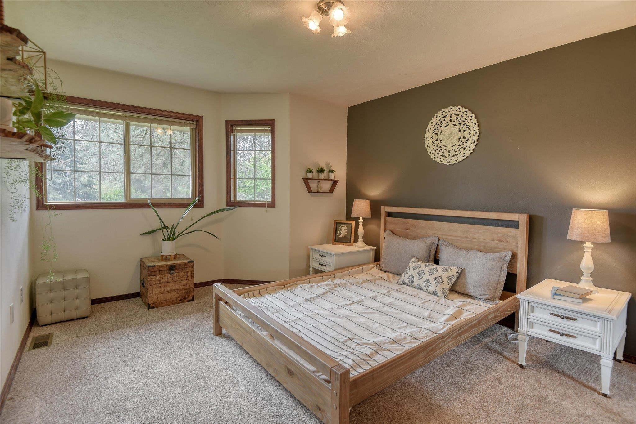 6610 W Burchwood Ave