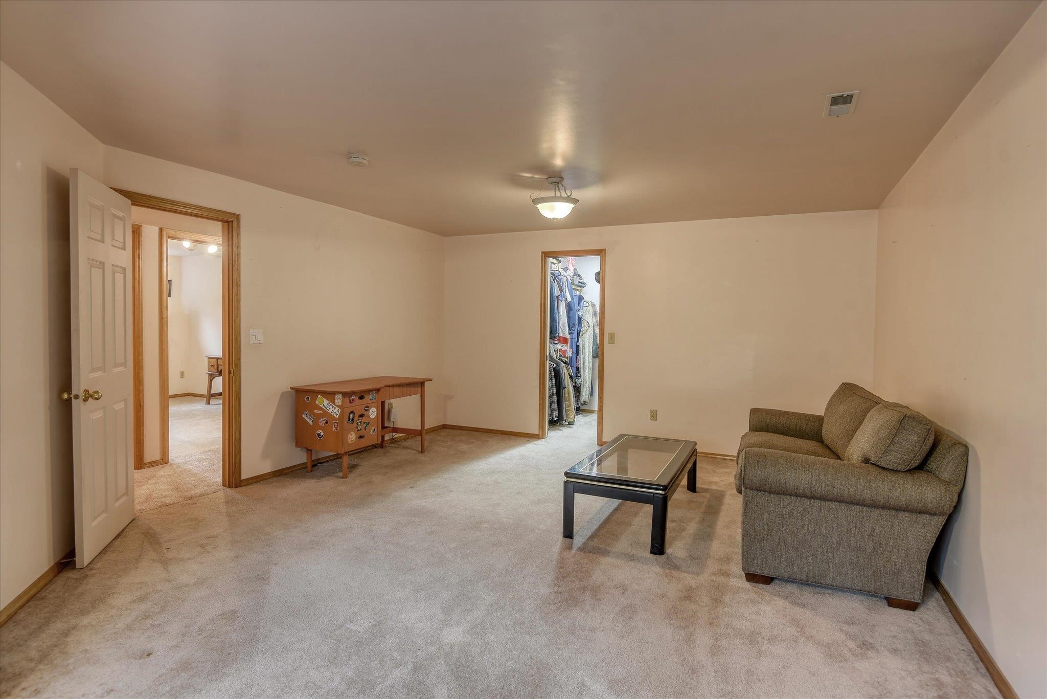 6610 W Burchwood Ave