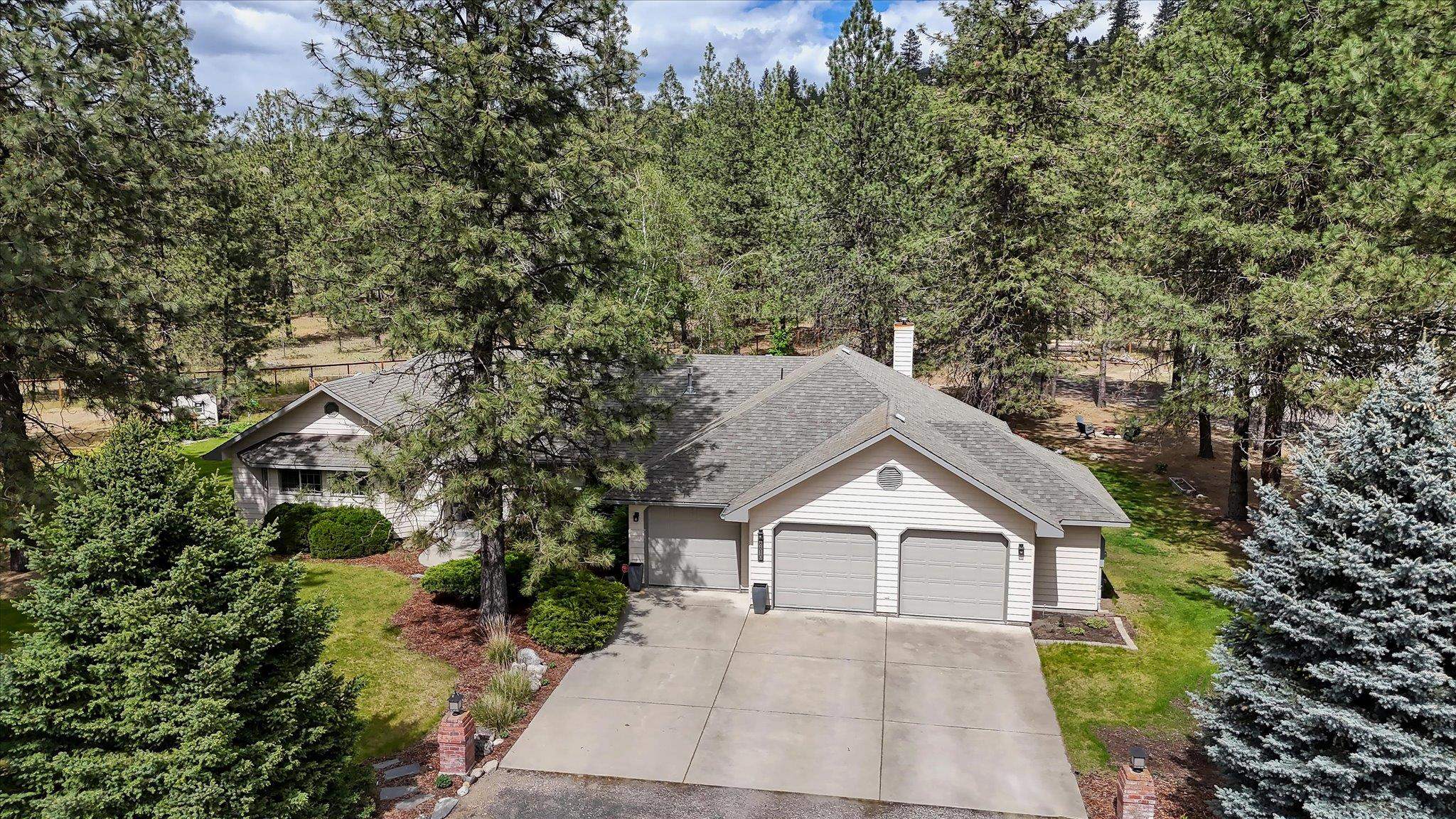 6610 W Burchwood Ave