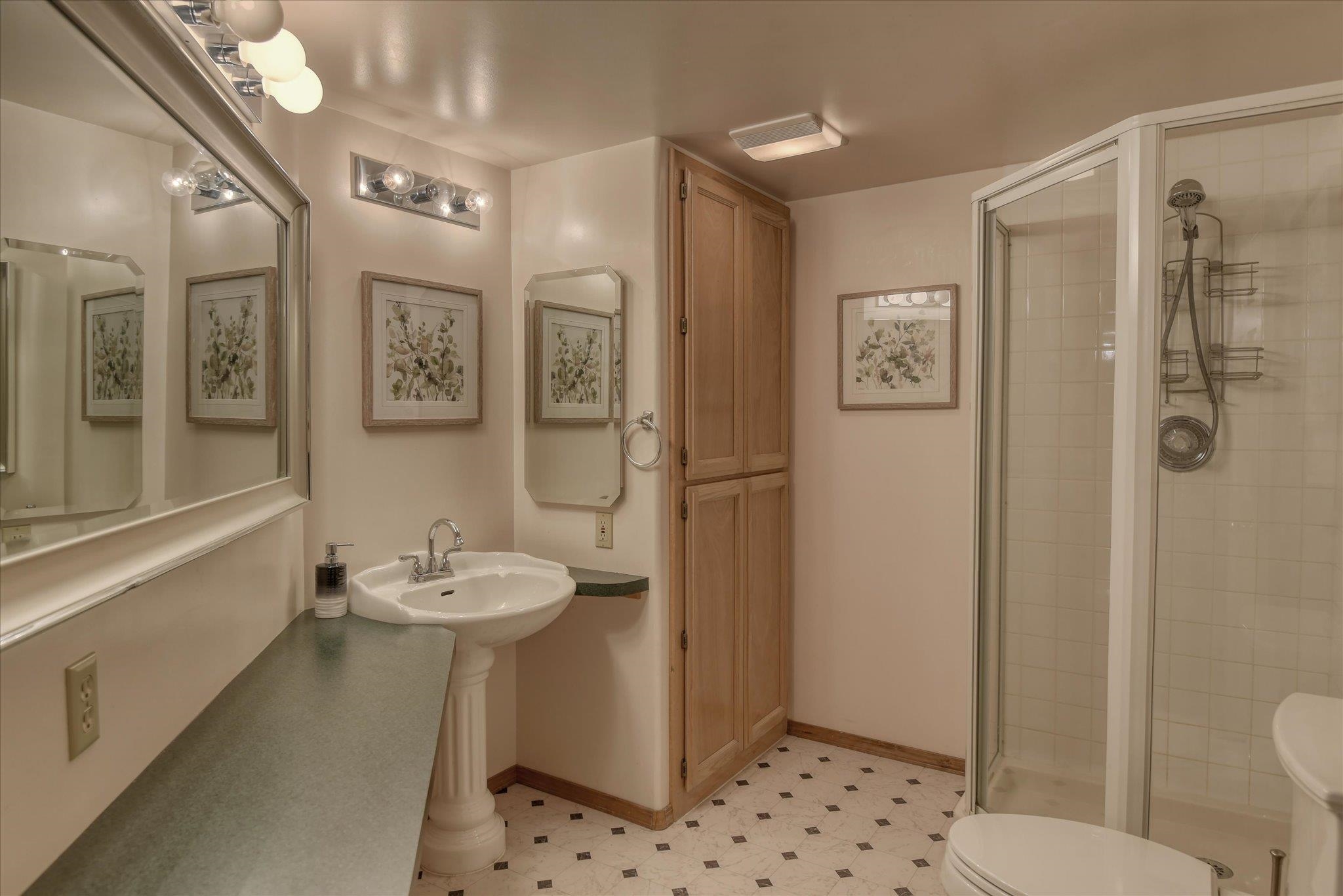 6610 W Burchwood Ave