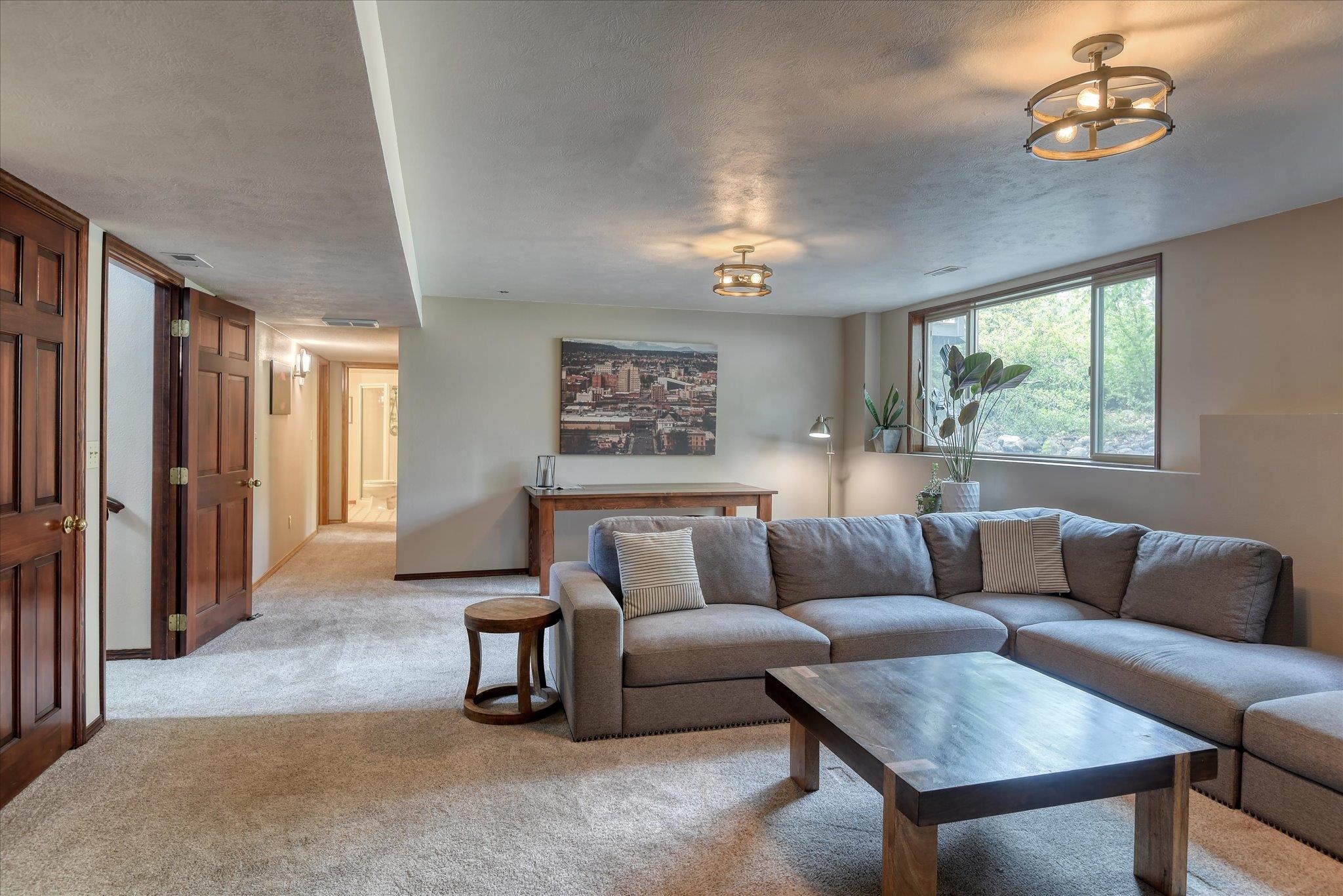 6610 W Burchwood Ave