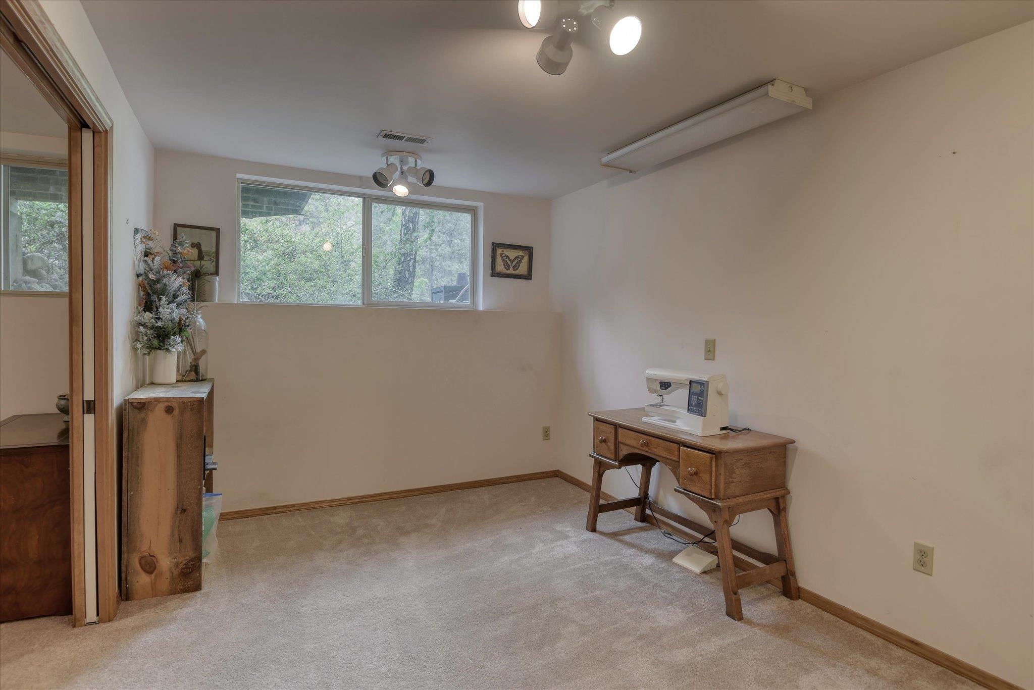 6610 W Burchwood Ave