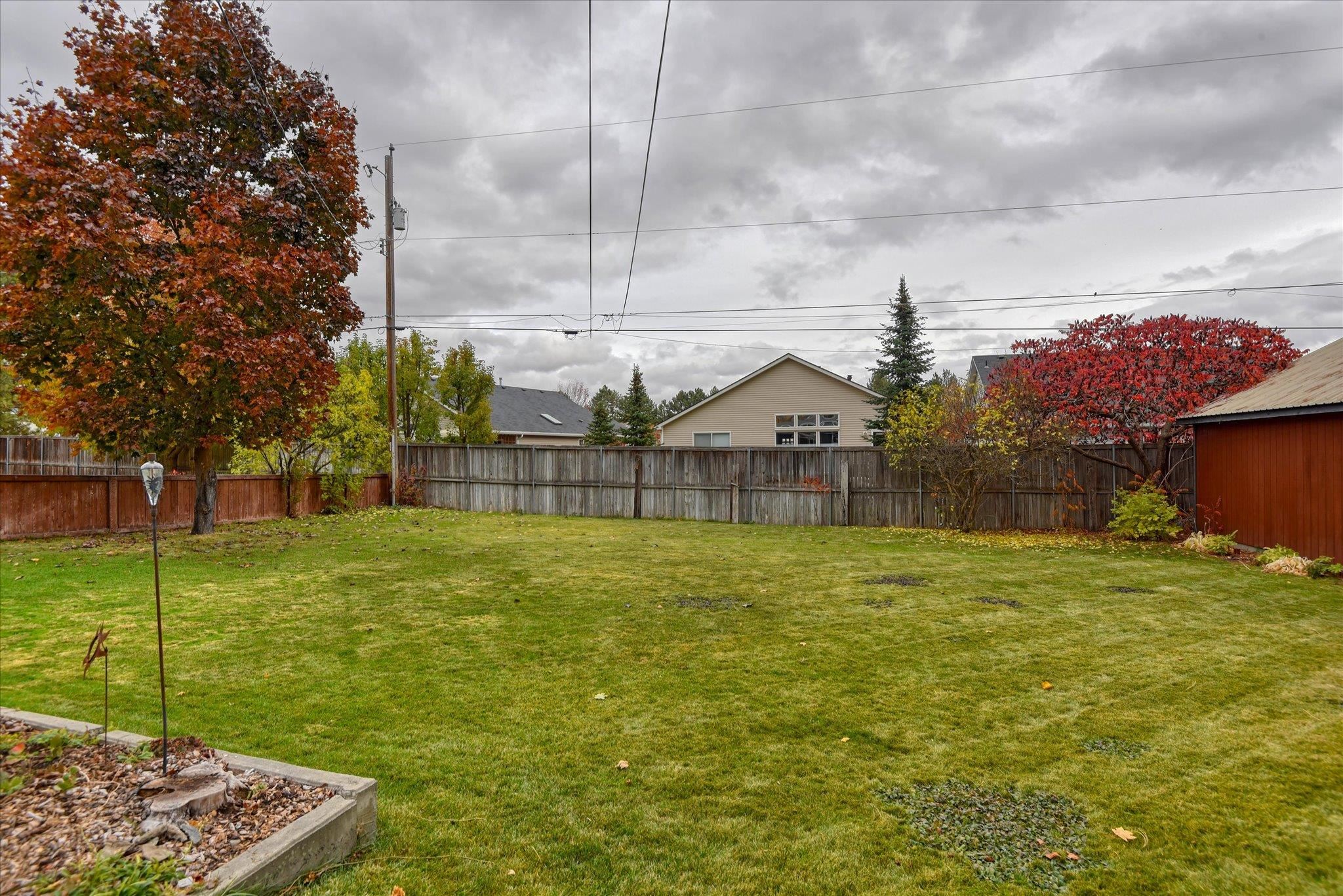 7612 N Whitehouse Dr