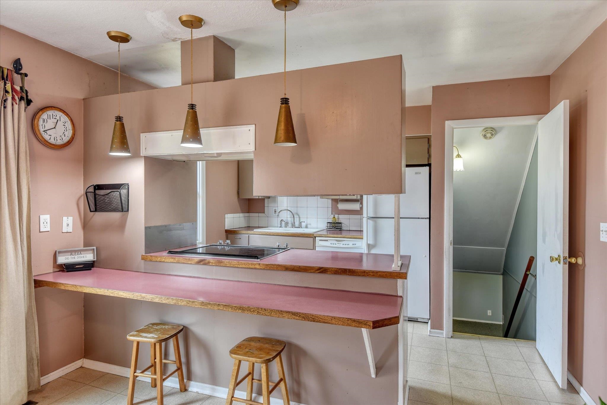 7612 N Whitehouse Dr